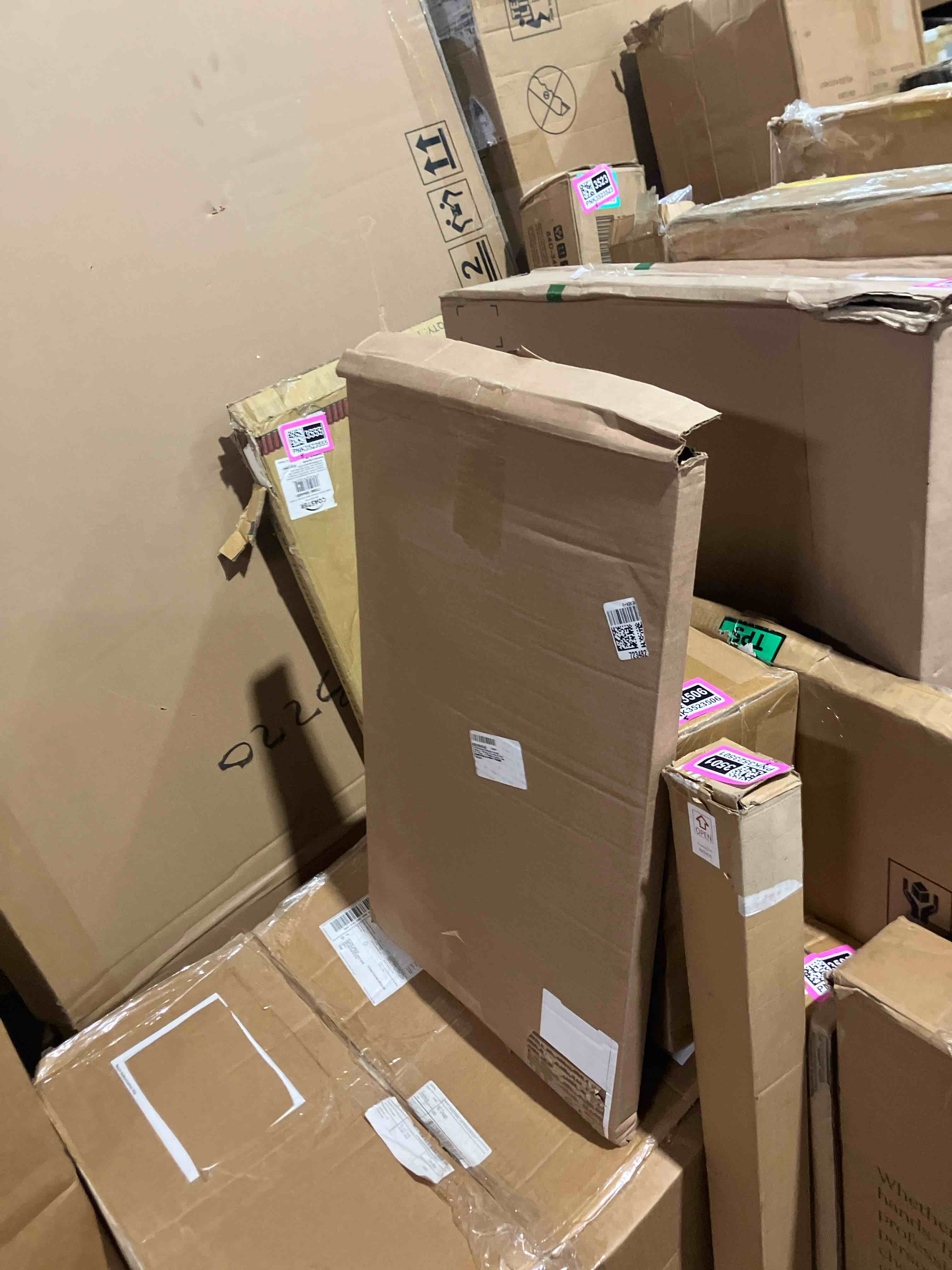 https://s3.amazonaws.com/lotting-images-prod/phillipi/PNK3523498_1747078429931.jpeg