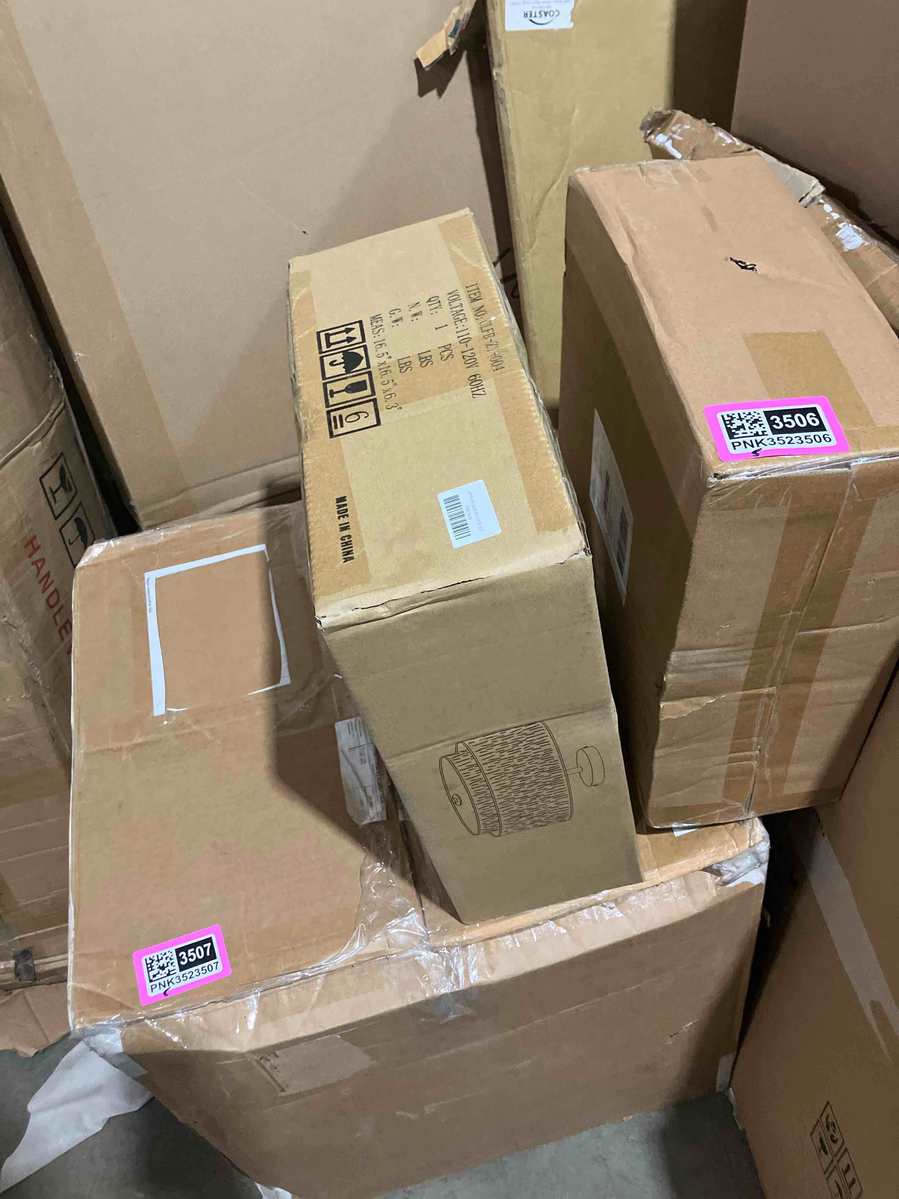 https://s3.amazonaws.com/lotting-images-prod/phillipi/PNK3523504_1747077484128.jpeg