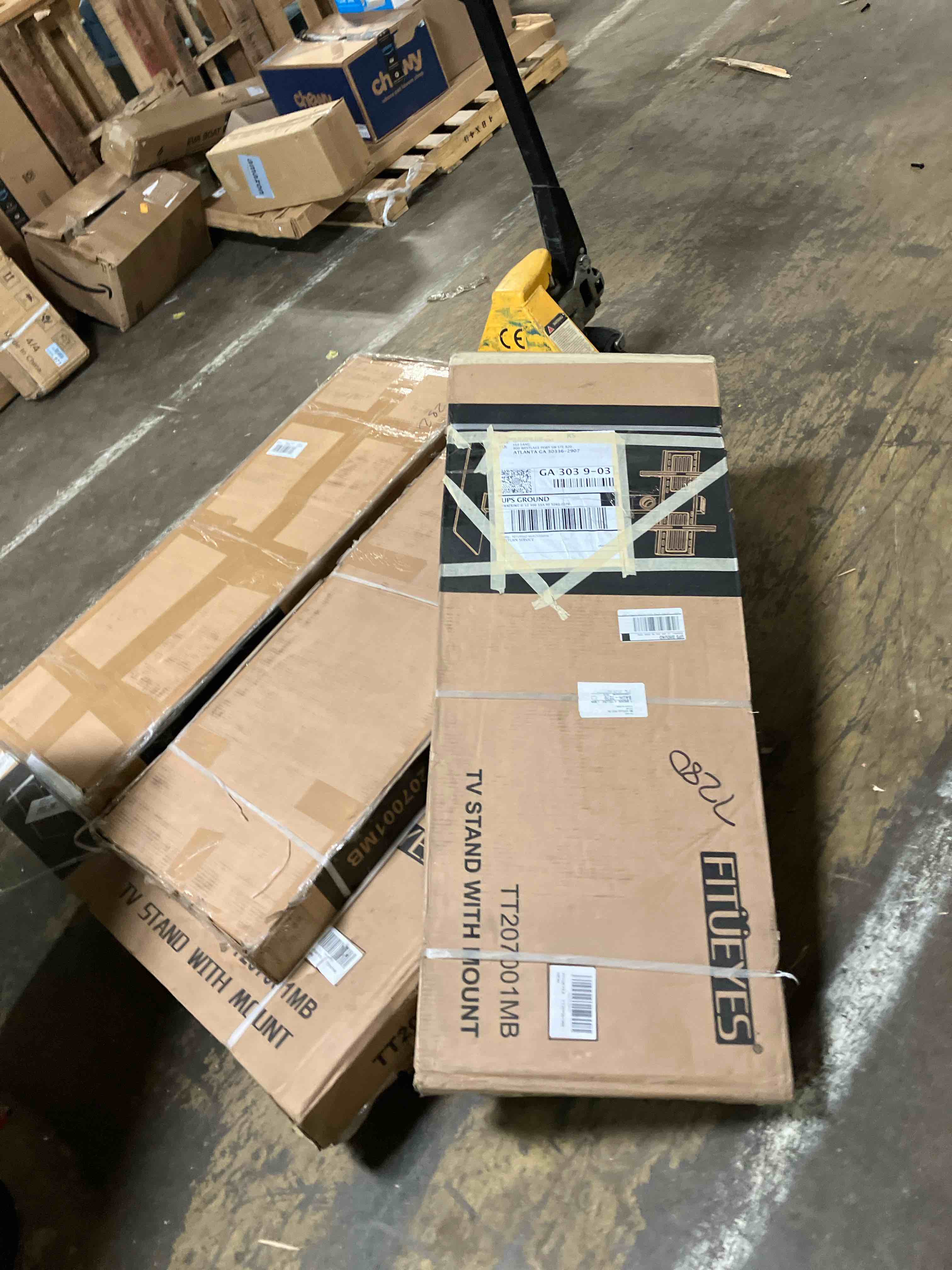https://s3.amazonaws.com/lotting-images-prod/phillipi/PNK3523695_1747237469250.jpeg