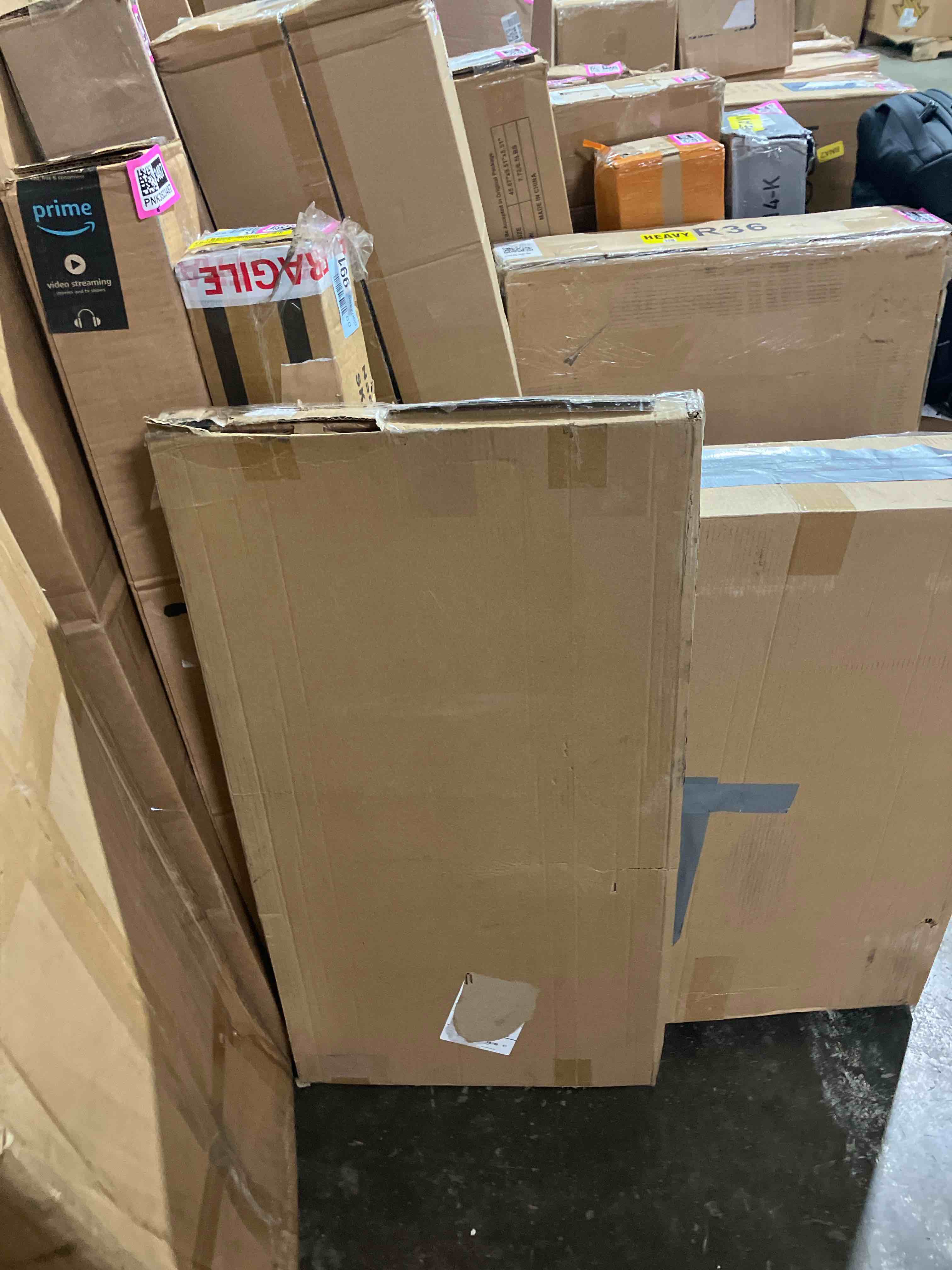 https://s3.amazonaws.com/lotting-images-prod/phillipi/PNK3523745_1747147978106.jpeg