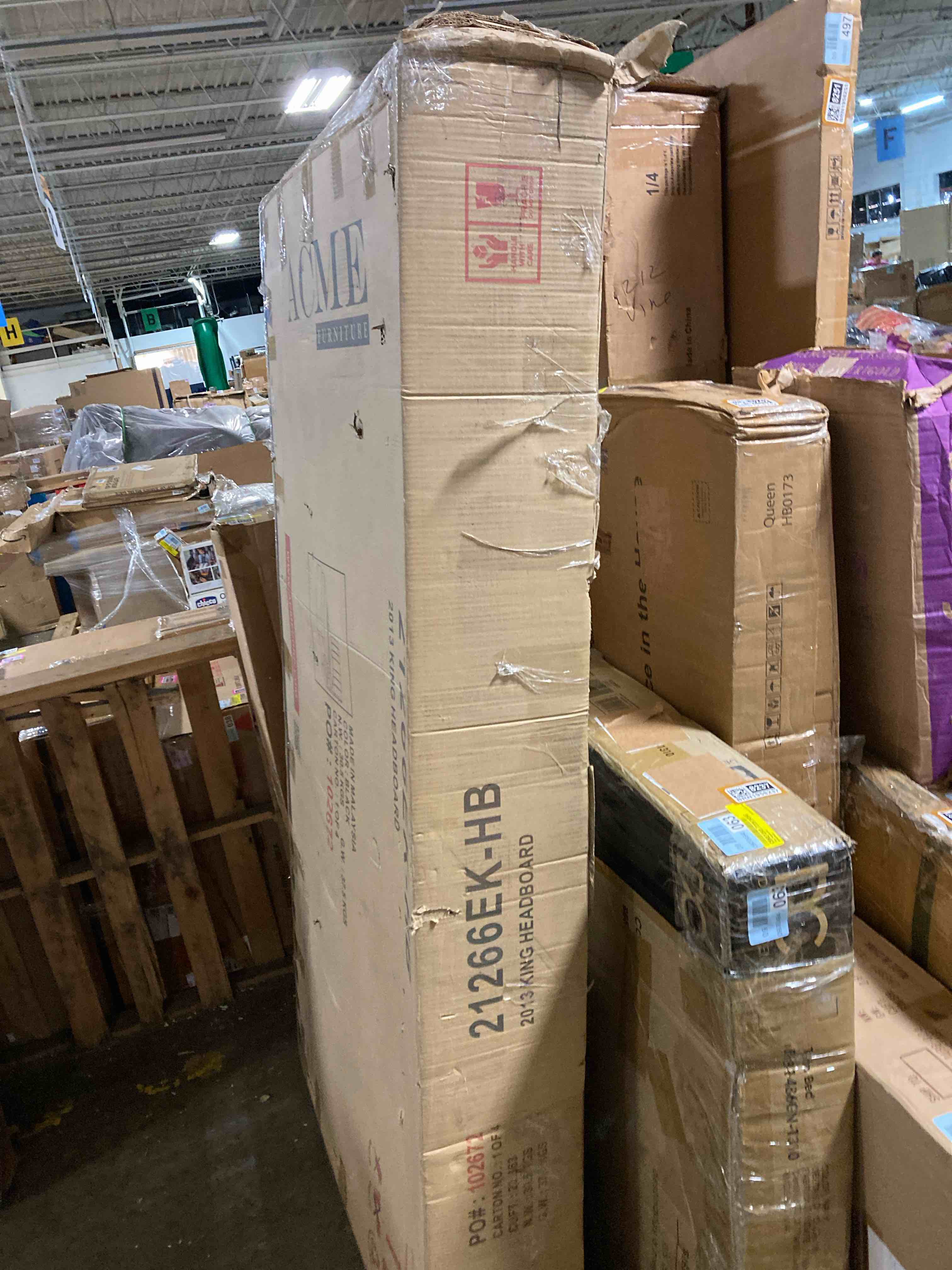 https://s3.amazonaws.com/lotting-images-prod/phillipi/PNK3525028_1747849276456.jpeg