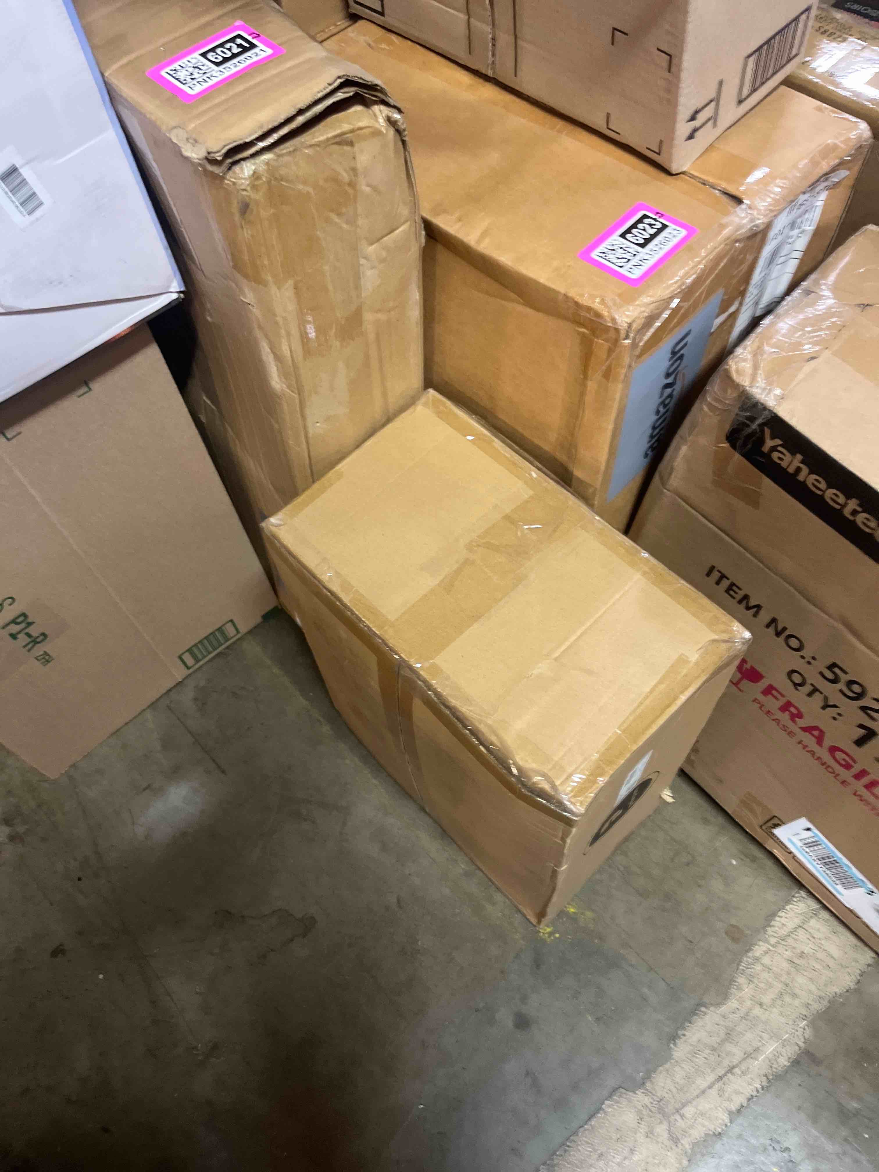 https://s3.amazonaws.com/lotting-images-prod/phillipi/PNK3526017_1751049735129.jpeg