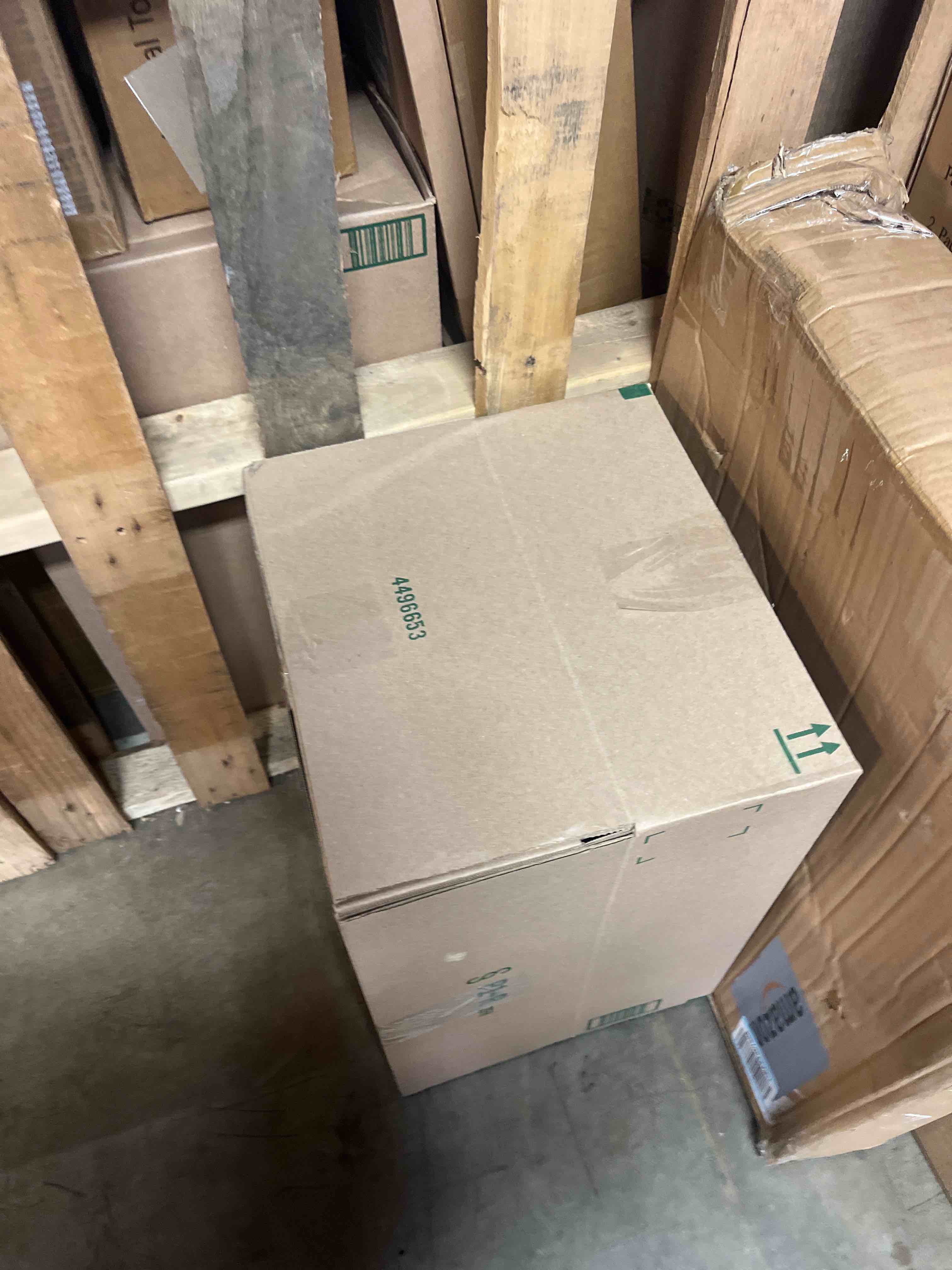 https://s3.amazonaws.com/lotting-images-prod/phillipi/PNK3526020_1751049567524.jpeg