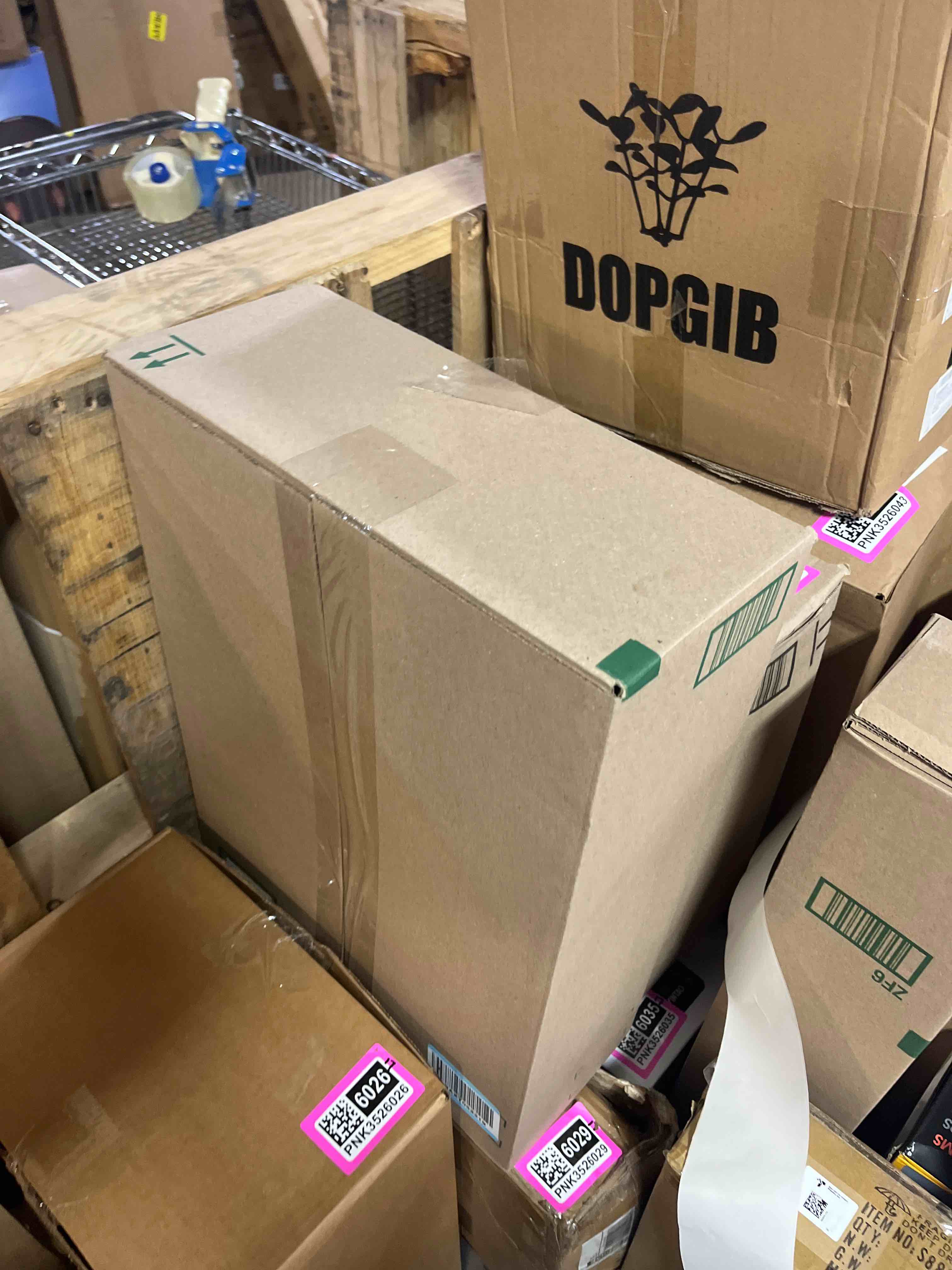 https://s3.amazonaws.com/lotting-images-prod/phillipi/PNK3526025_1751049344192.jpeg