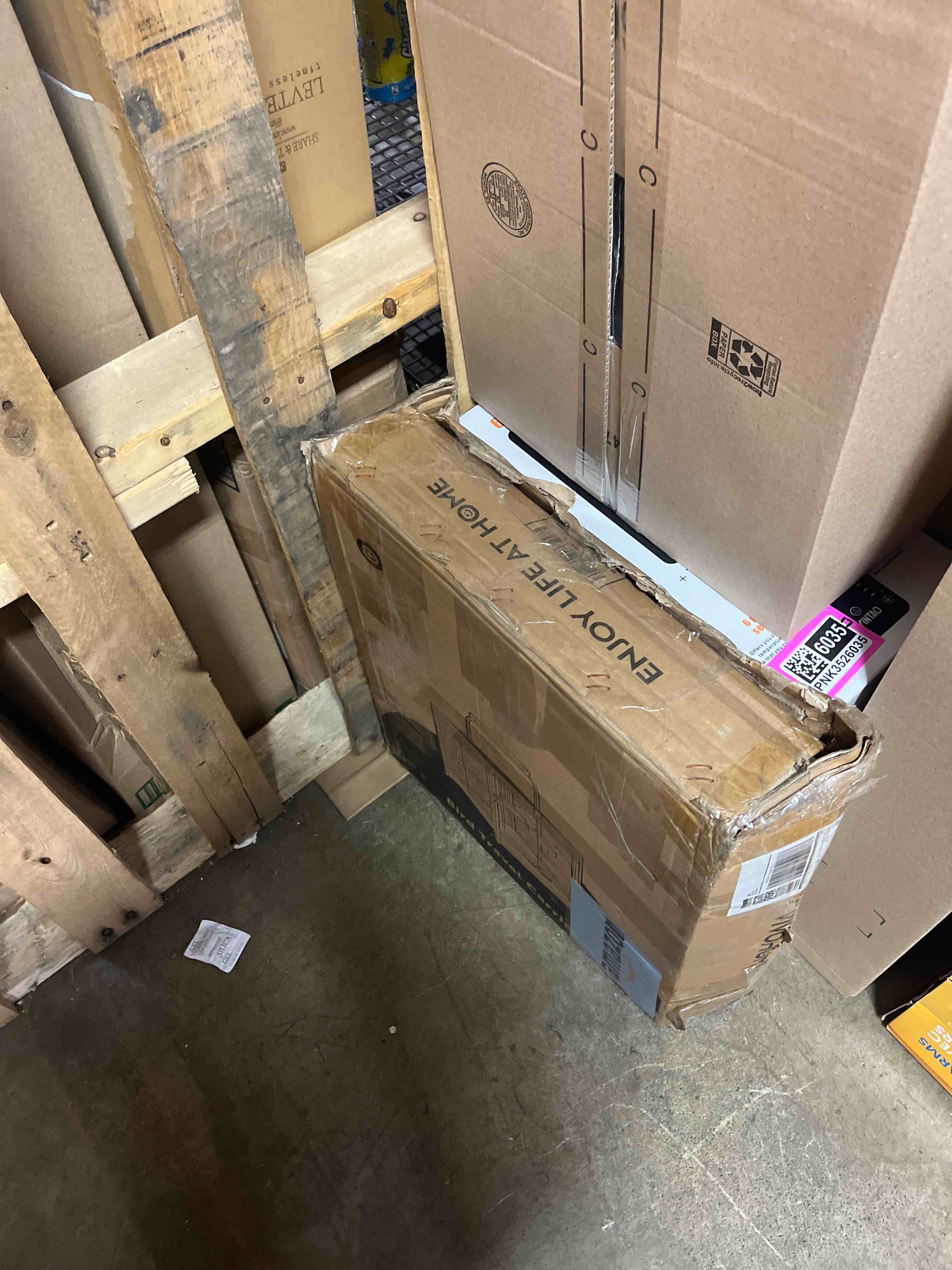 https://s3.amazonaws.com/lotting-images-prod/phillipi/PNK3526029_1751049211086.jpeg
