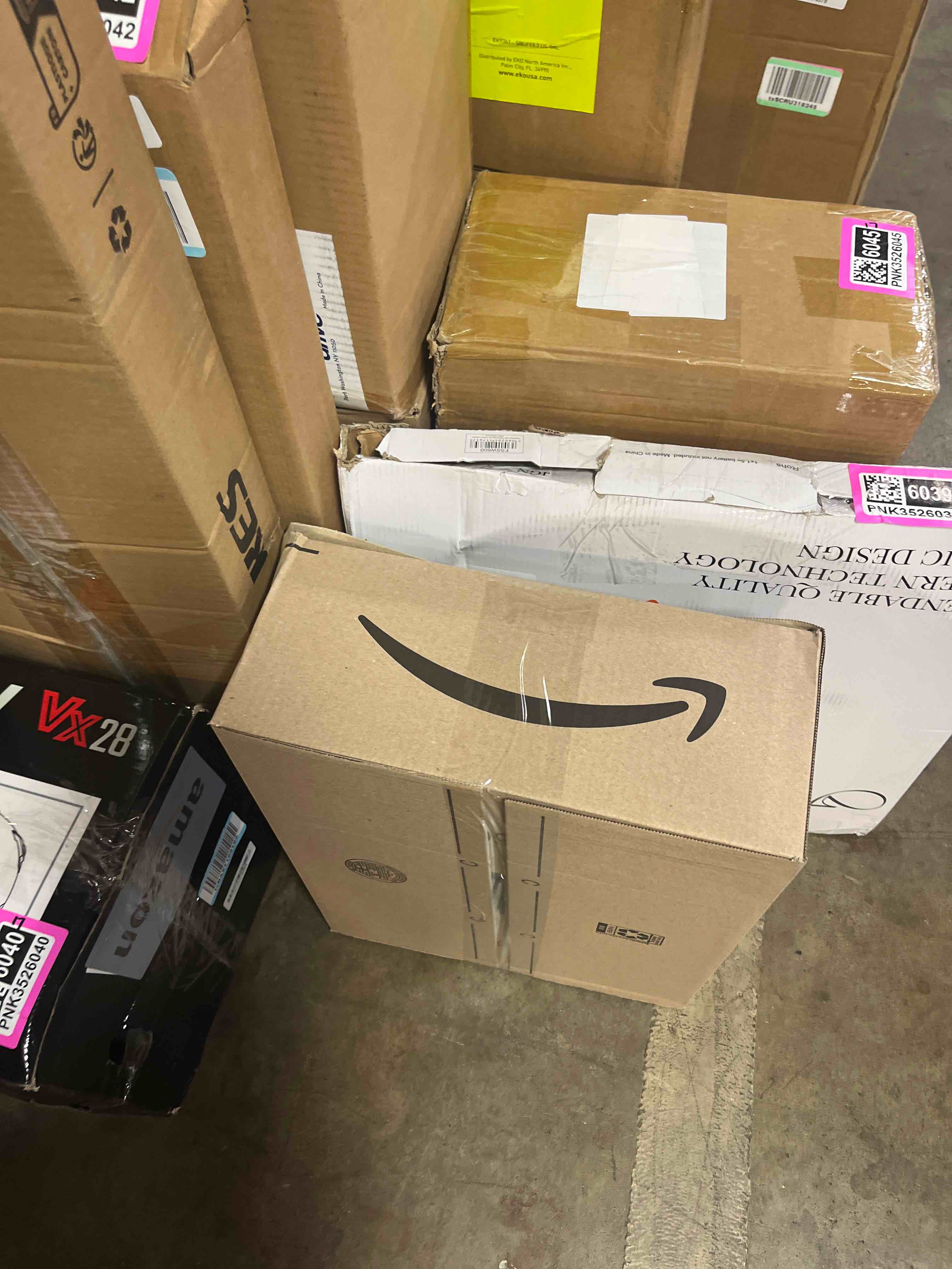 https://s3.amazonaws.com/lotting-images-prod/phillipi/PNK3526038_1751048867626.jpeg