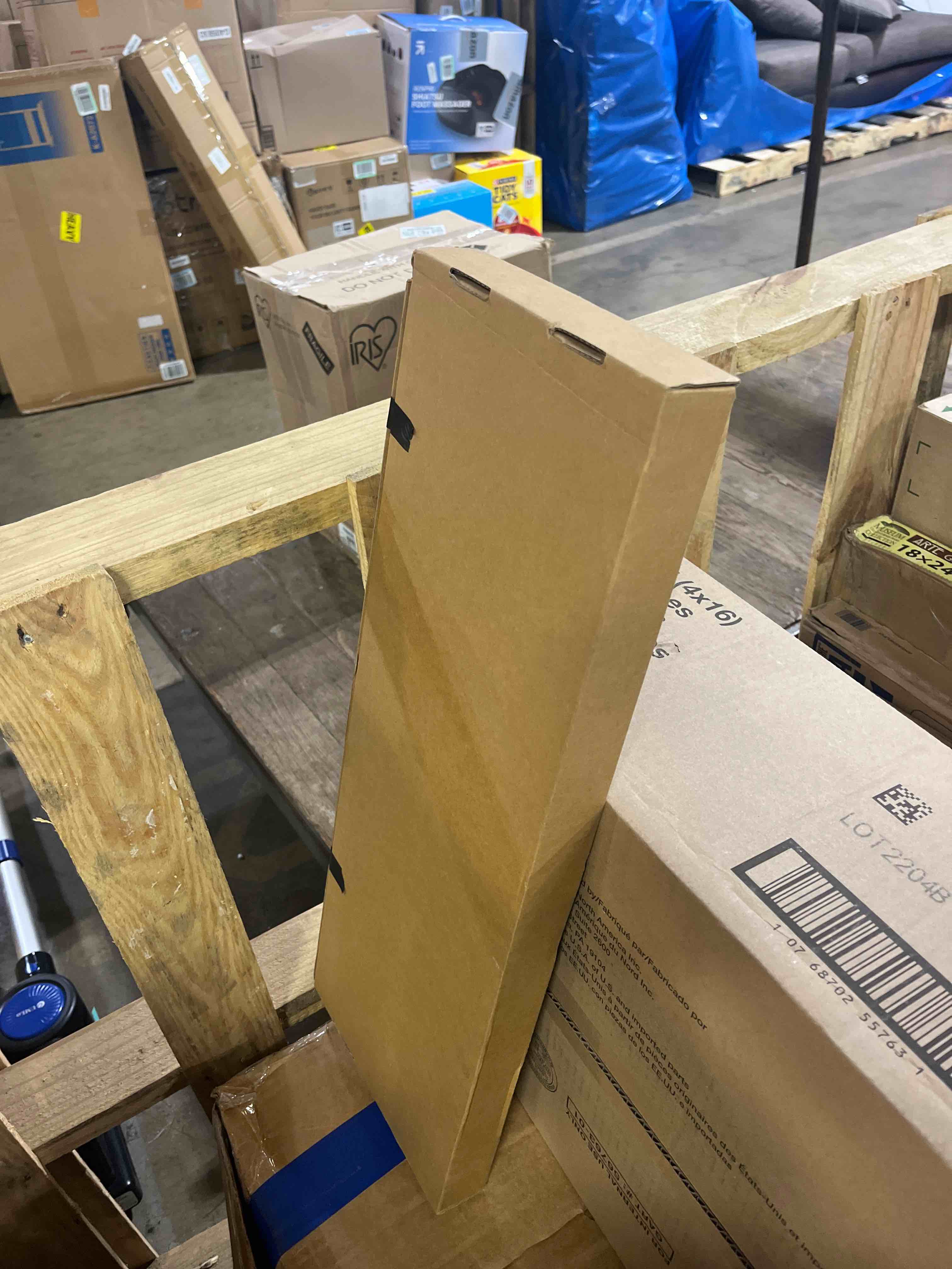 https://s3.amazonaws.com/lotting-images-prod/phillipi/PNK3526048_1751048362383.jpeg