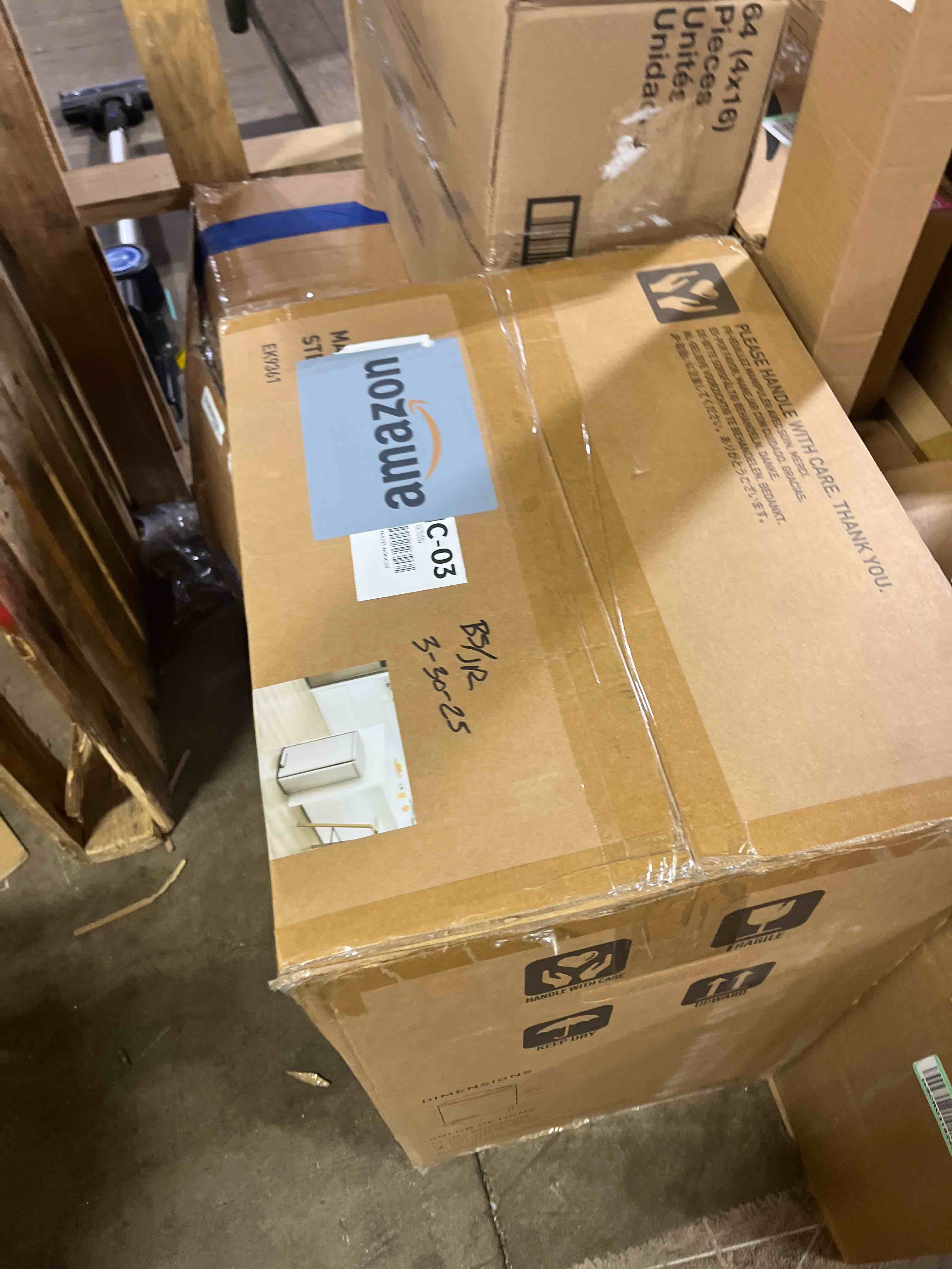 https://s3.amazonaws.com/lotting-images-prod/phillipi/PNK3526049_1751048321562.jpeg