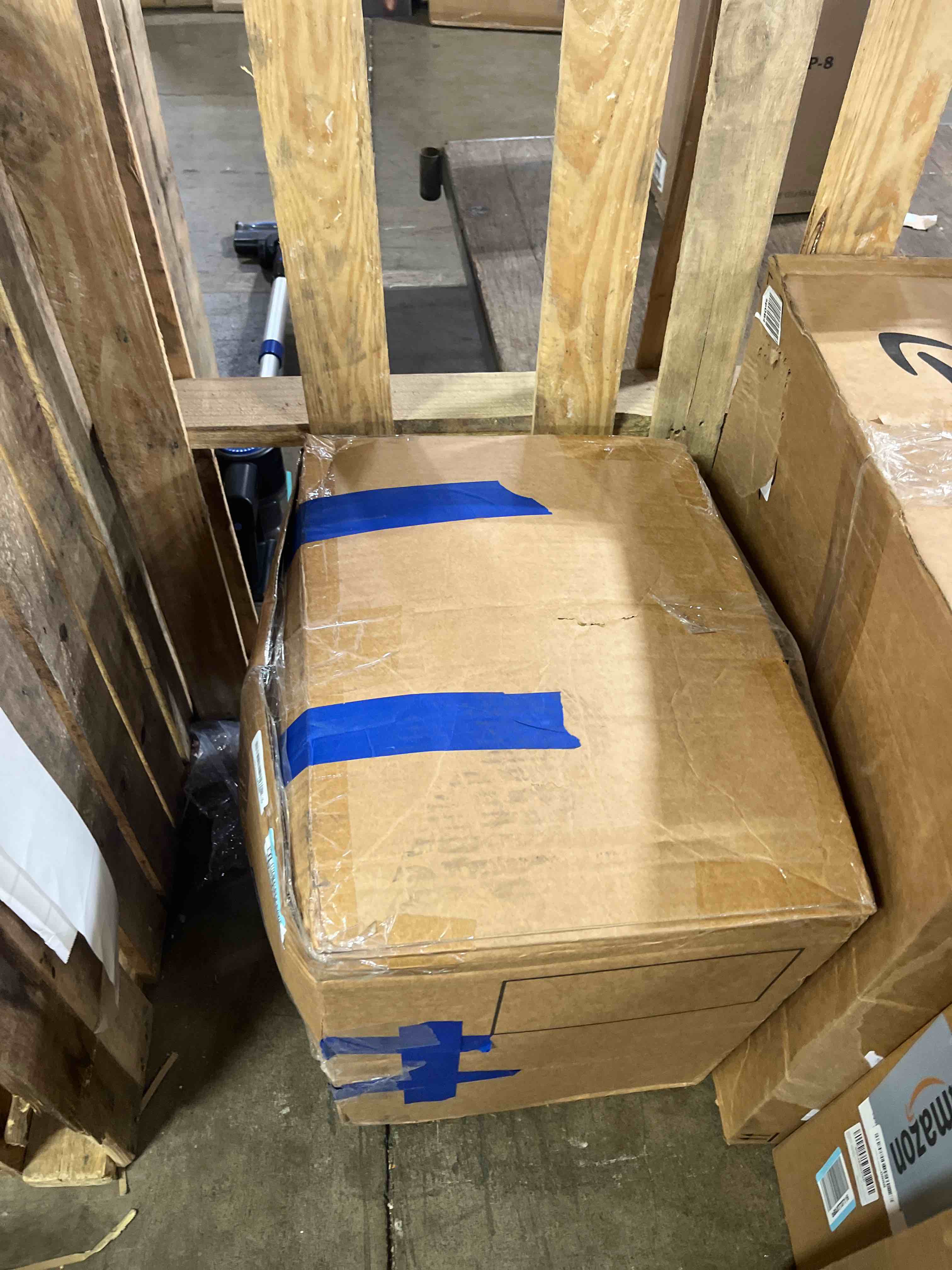 https://s3.amazonaws.com/lotting-images-prod/phillipi/PNK3526052_1751048230433.jpeg