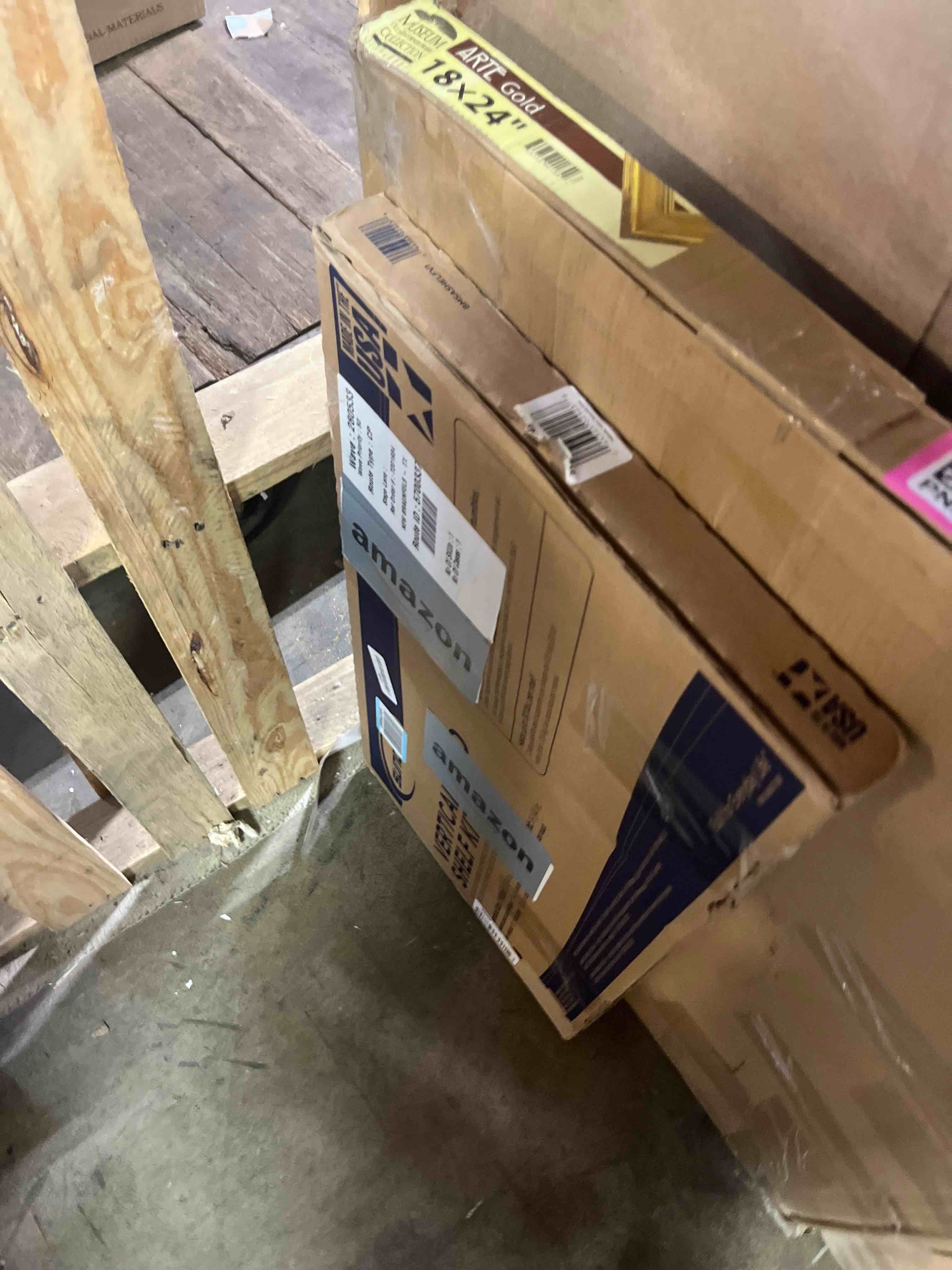 https://s3.amazonaws.com/lotting-images-prod/phillipi/PNK3526058_1751048020178.jpeg