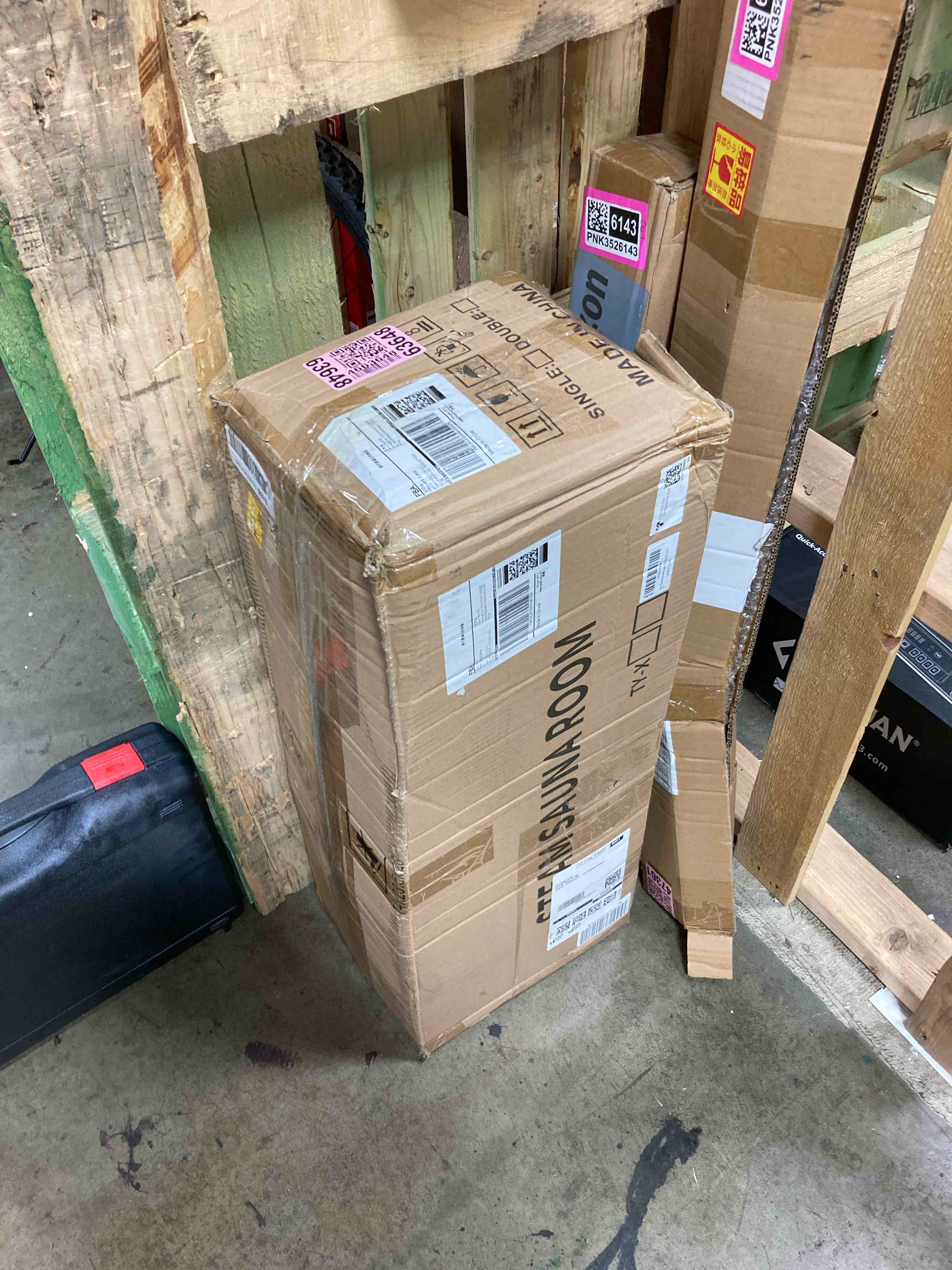 https://s3.amazonaws.com/lotting-images-prod/phillipi/PNK3526144_1751981927380.jpeg