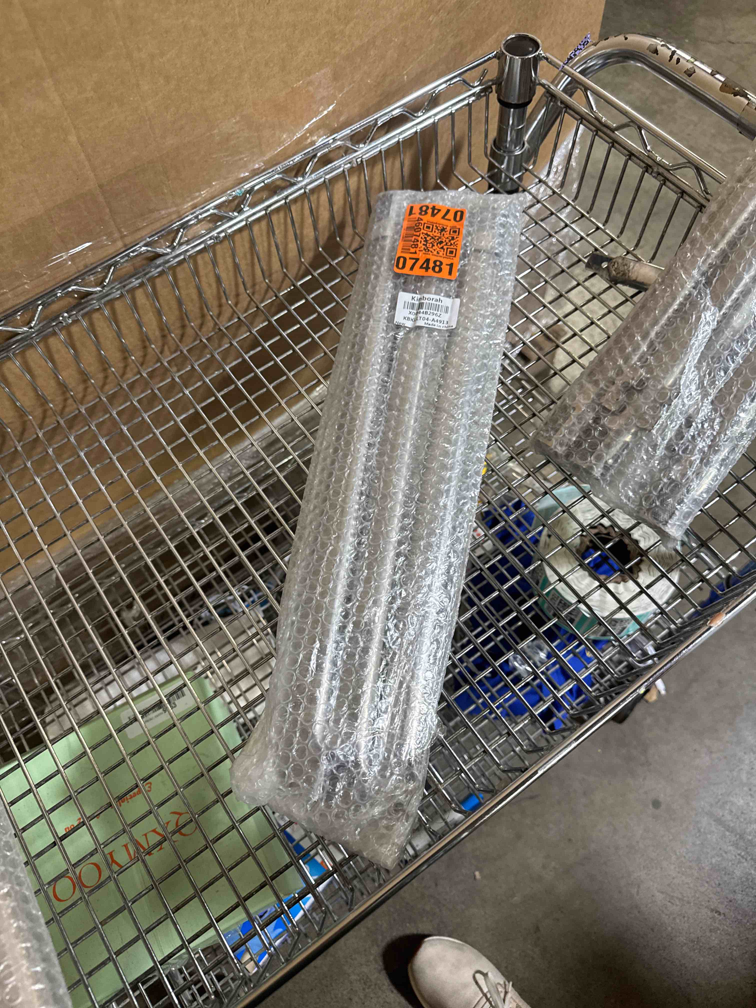 https://s3.amazonaws.com/lotting-images-prod/phillipi/PNK3526330_1752506923782.jpeg