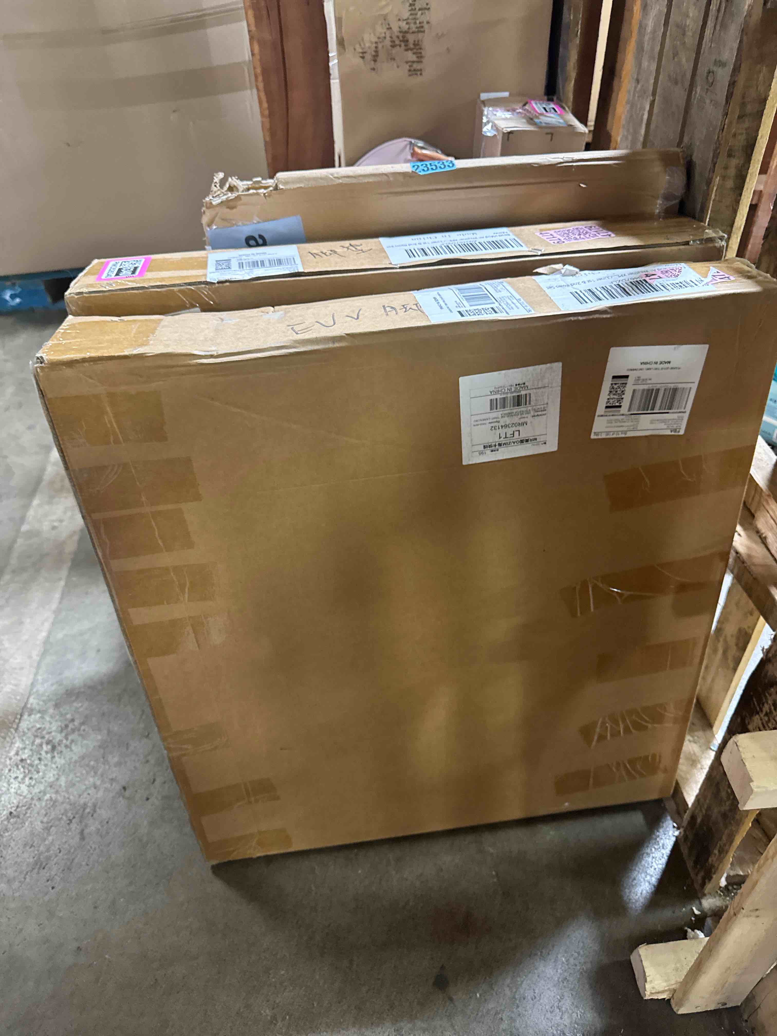 https://s3.amazonaws.com/lotting-images-prod/phillipi/PNK3526339_1752508041055.jpeg
