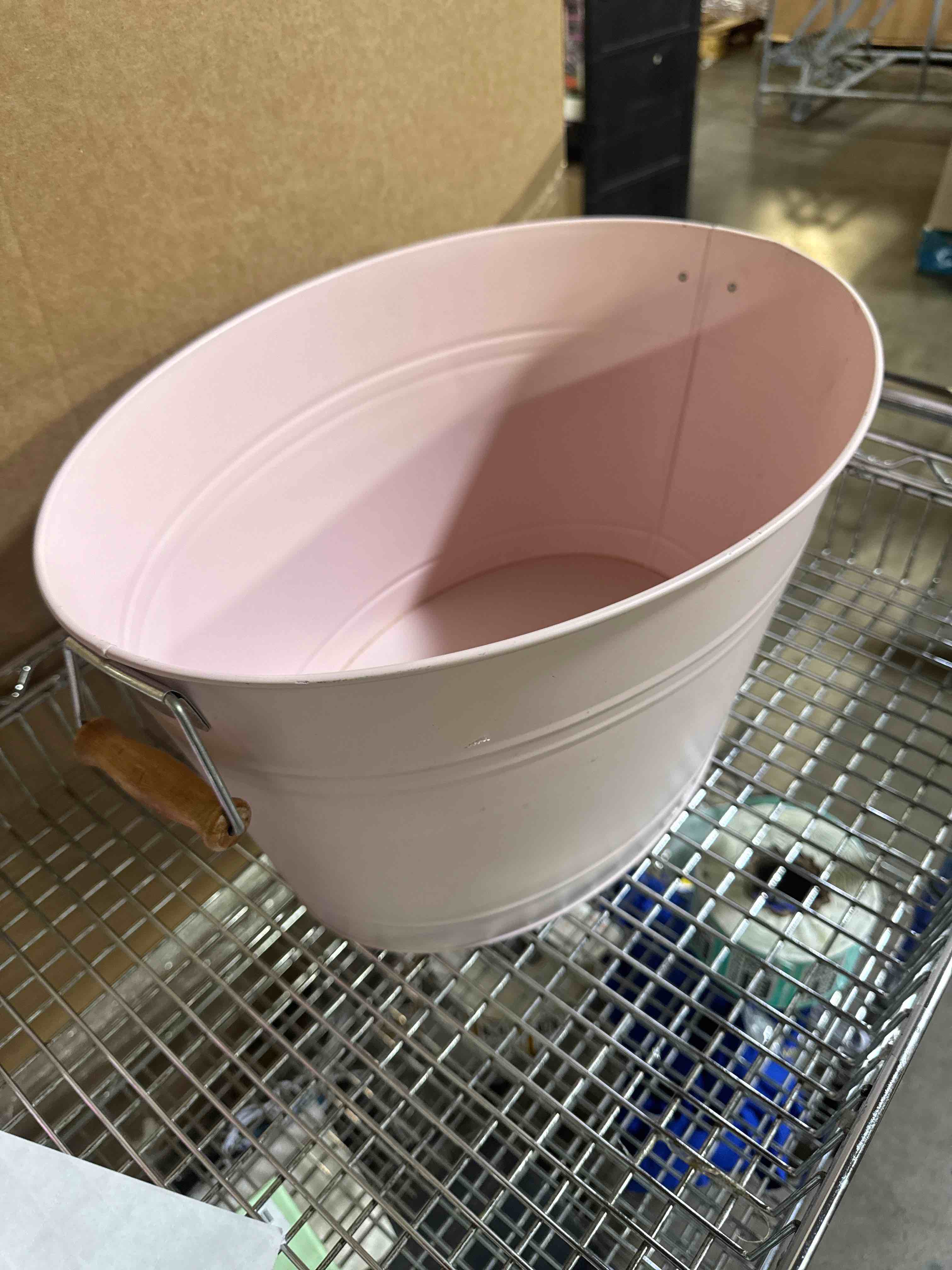 Metal Beverage Bucket W/ wooden handles - PINK