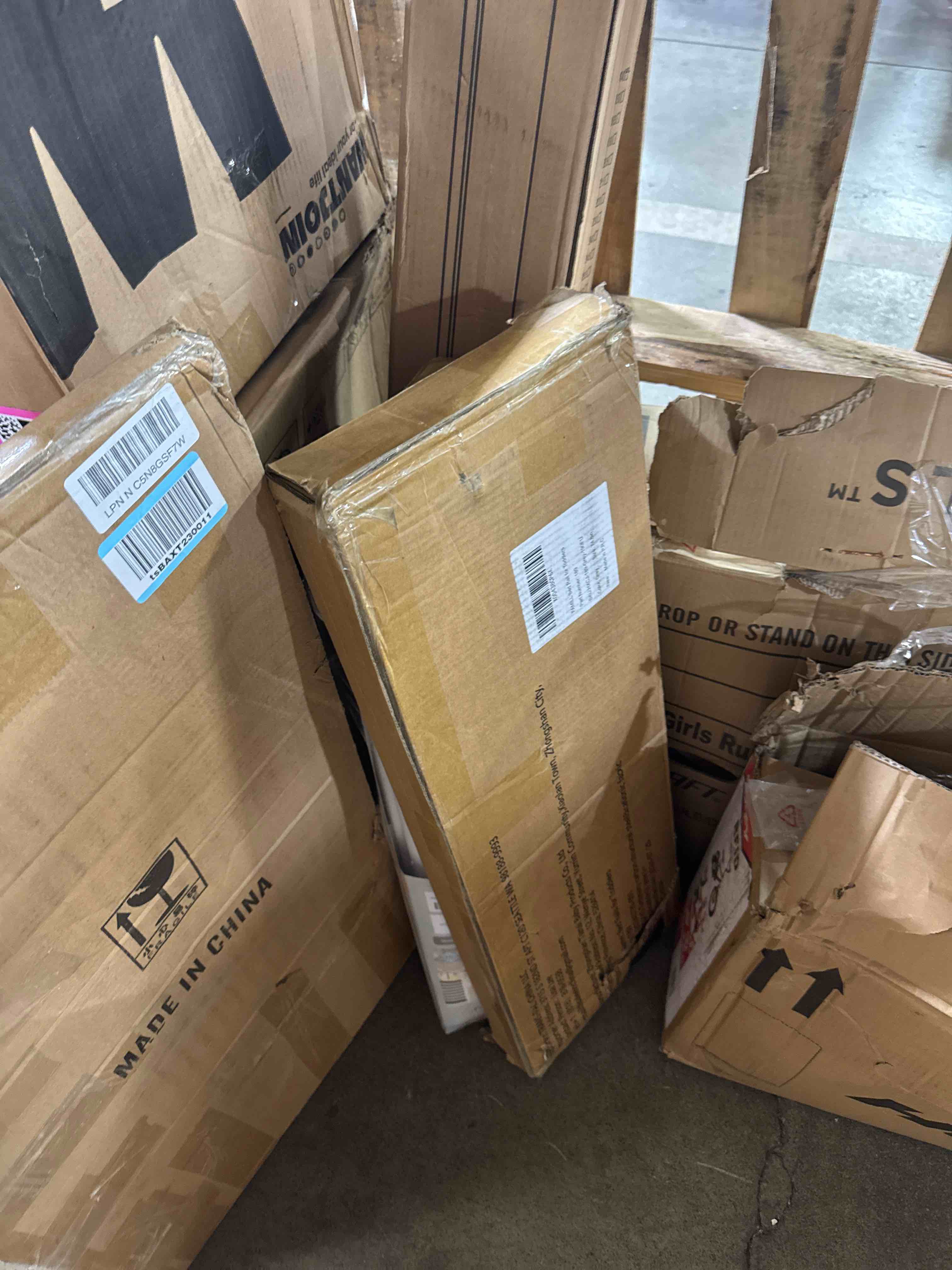 https://s3.amazonaws.com/lotting-images-prod/phillipi/PNK3526380_1752519360482.jpeg