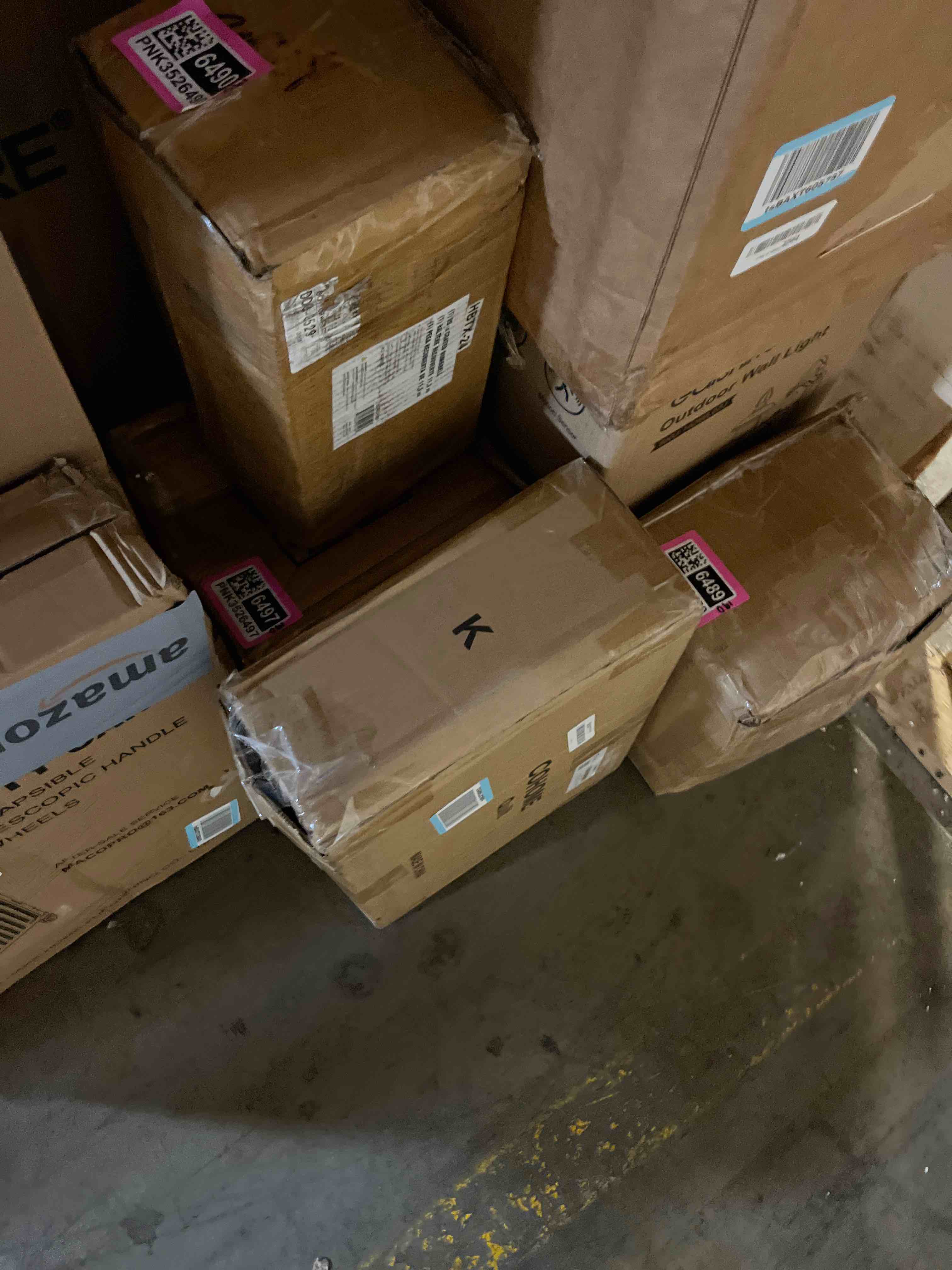 https://s3.amazonaws.com/lotting-images-prod/phillipi/PNK3526488_1753720742662.jpeg
