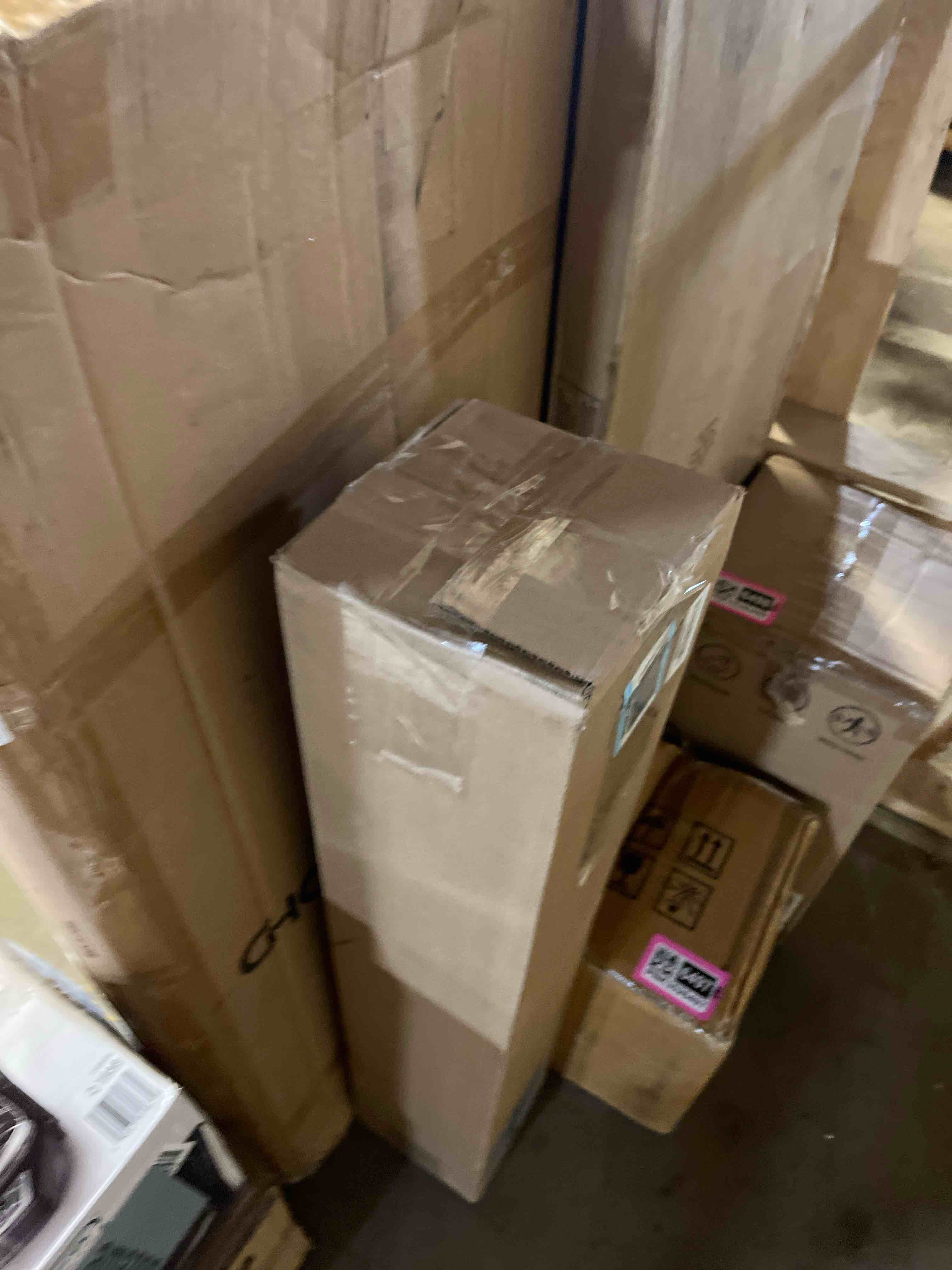 https://s3.amazonaws.com/lotting-images-prod/phillipi/PNK3526496_1753720099776.jpeg