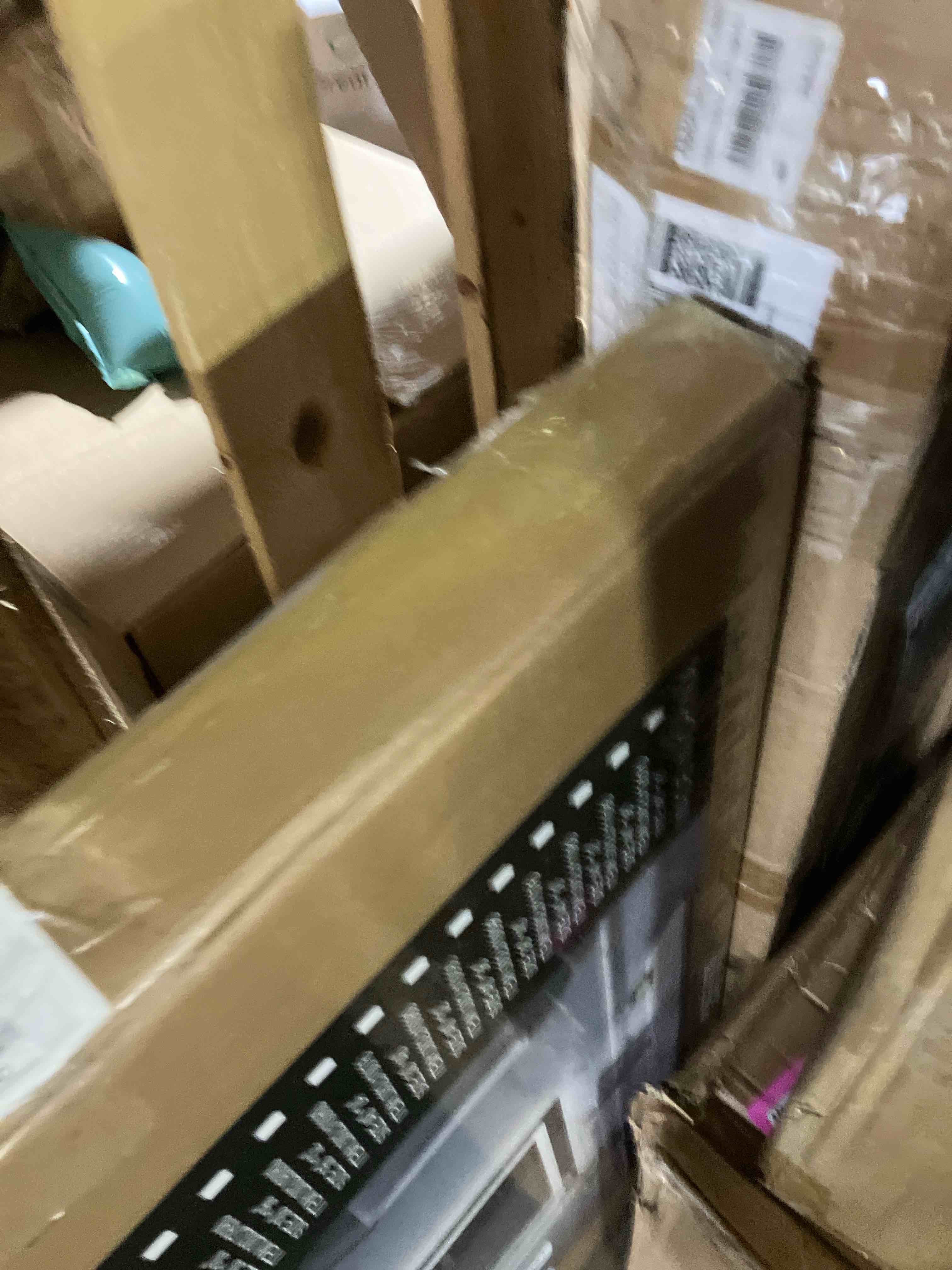 https://s3.amazonaws.com/lotting-images-prod/phillipi/PNK3526537_1753796952602.jpeg