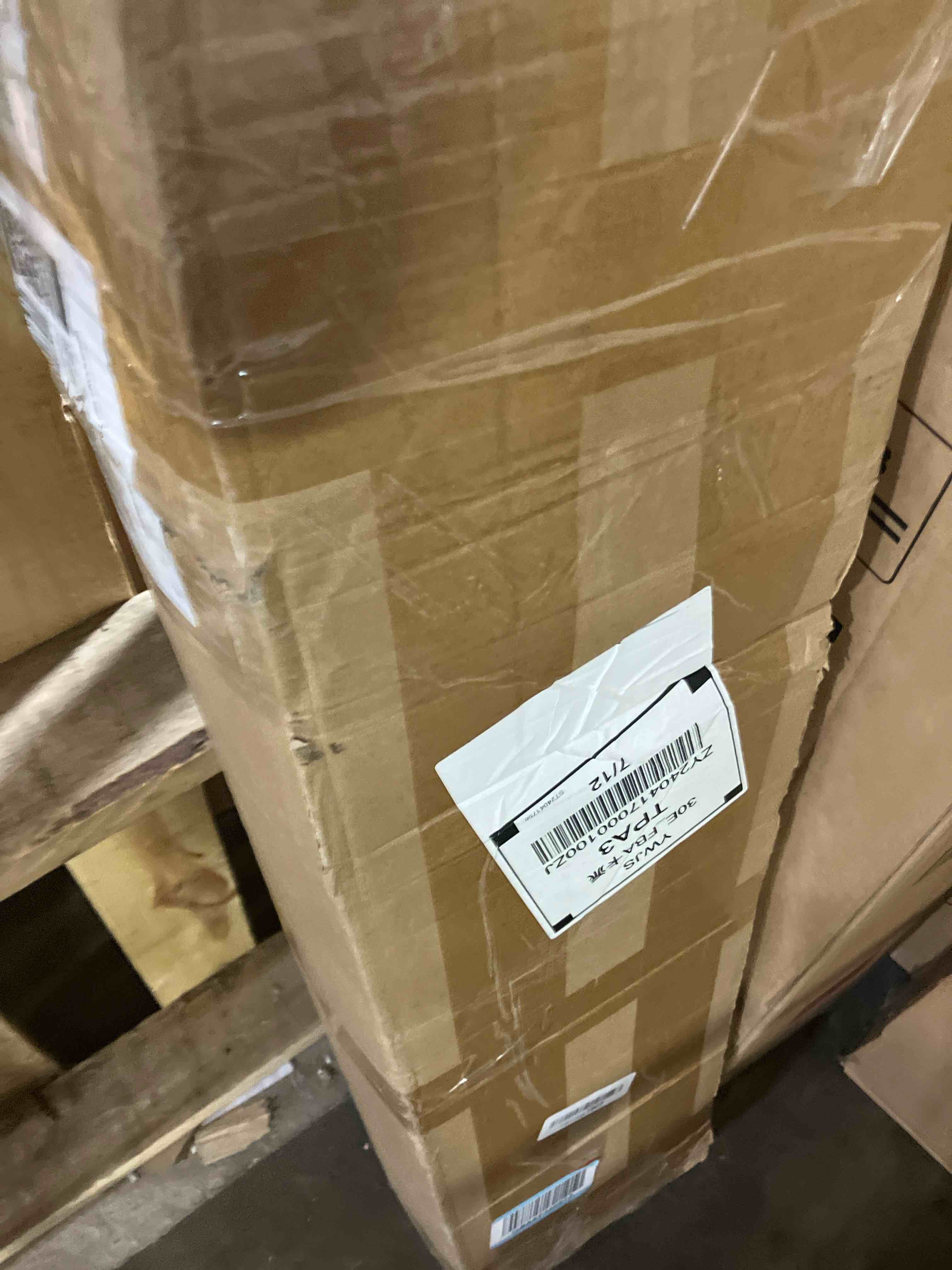https://s3.amazonaws.com/lotting-images-prod/phillipi/PNK3526542_1753796610020.jpeg