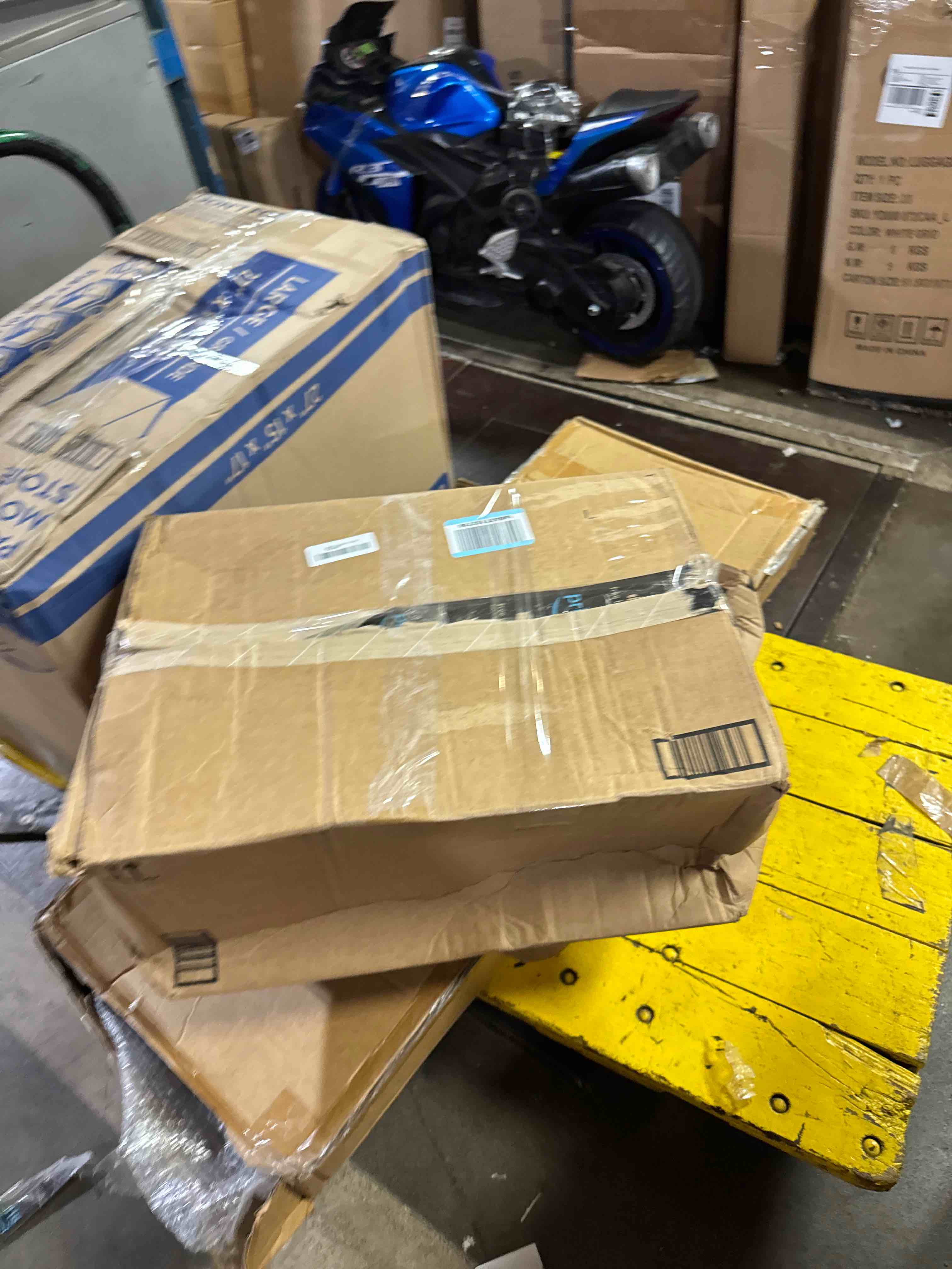 https://s3.amazonaws.com/lotting-images-prod/phillipi/PNK3526562_1753803382434.jpeg