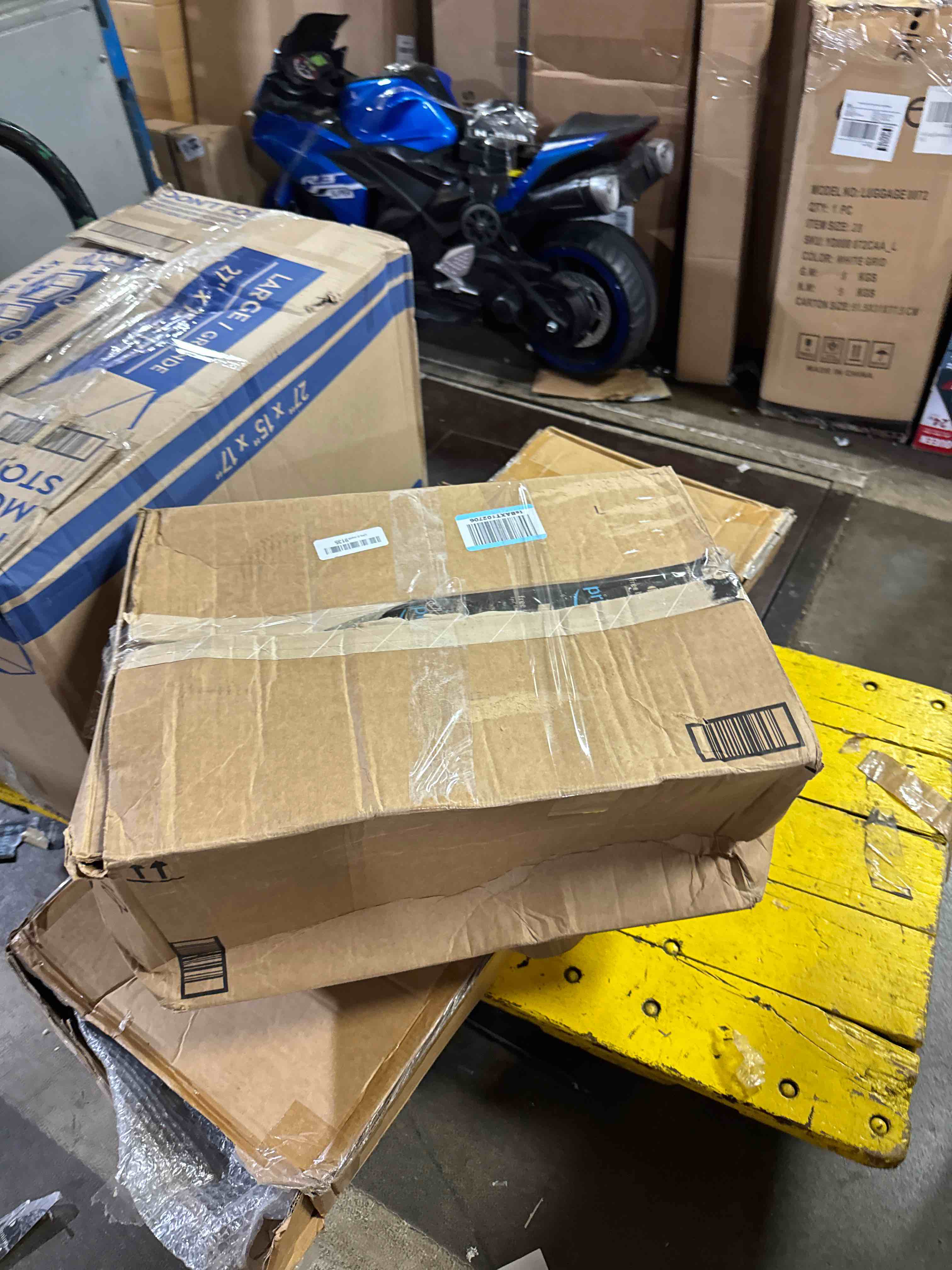 https://s3.amazonaws.com/lotting-images-prod/phillipi/PNK3526562_1753803383248.jpeg