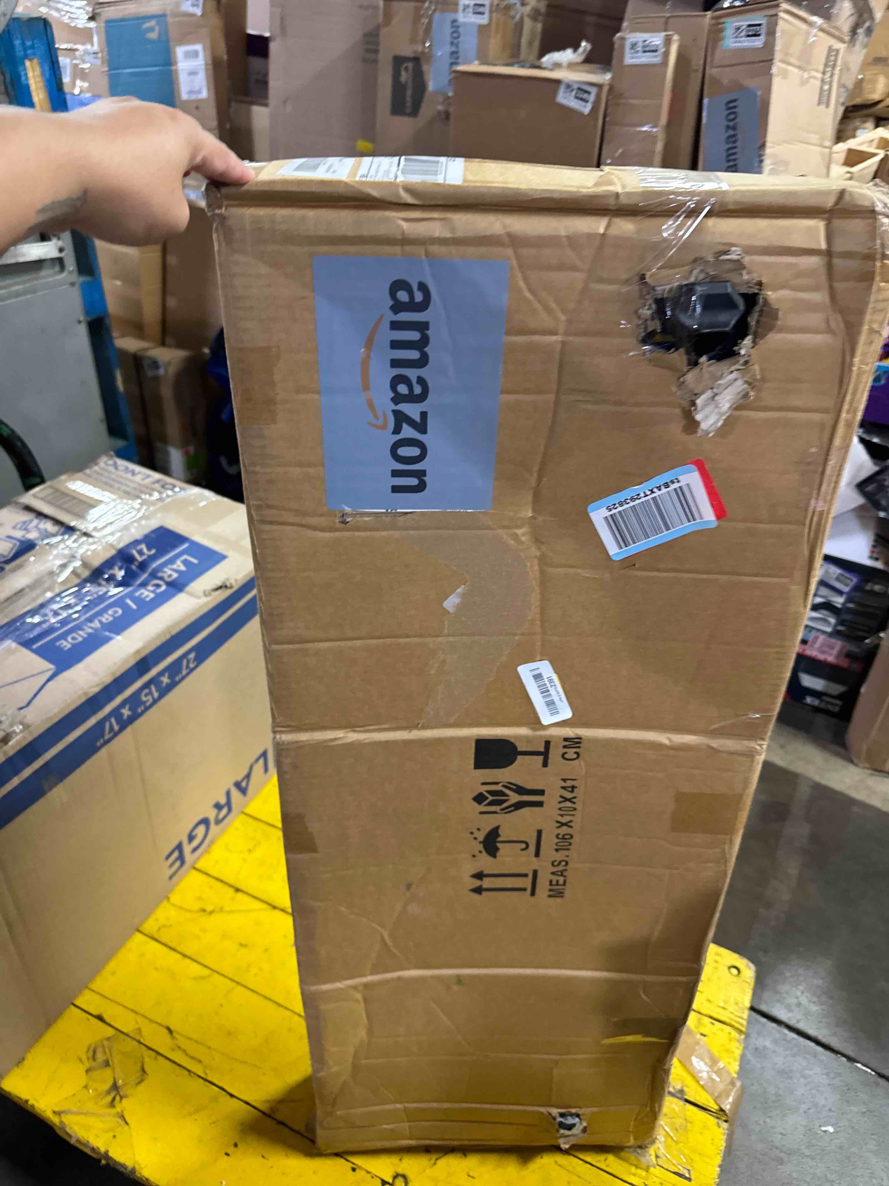 https://s3.amazonaws.com/lotting-images-prod/phillipi/PNK3526563_1753803515673.jpeg