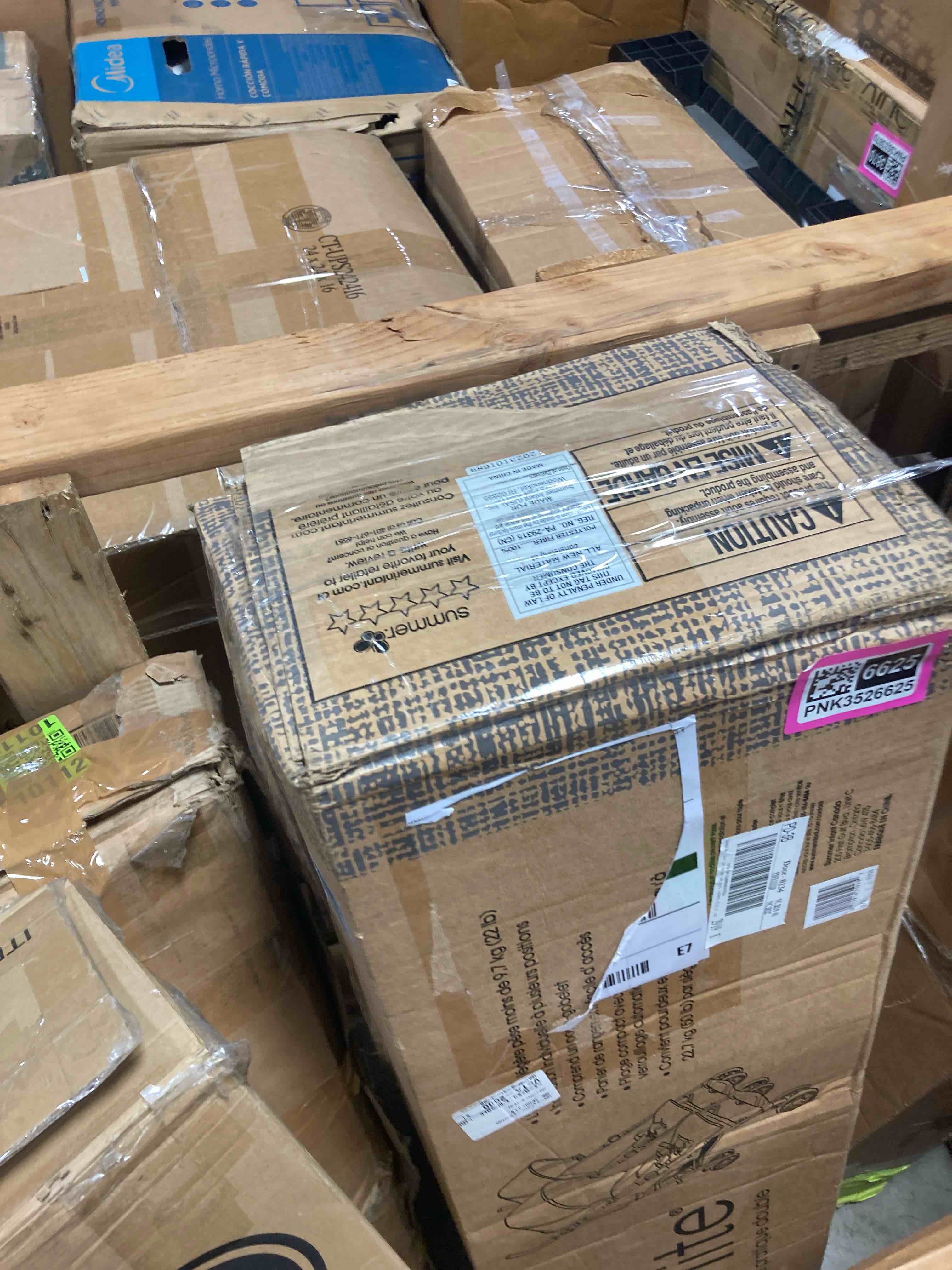 https://s3.amazonaws.com/lotting-images-prod/phillipi/PNK3526625_1753985034543.jpeg