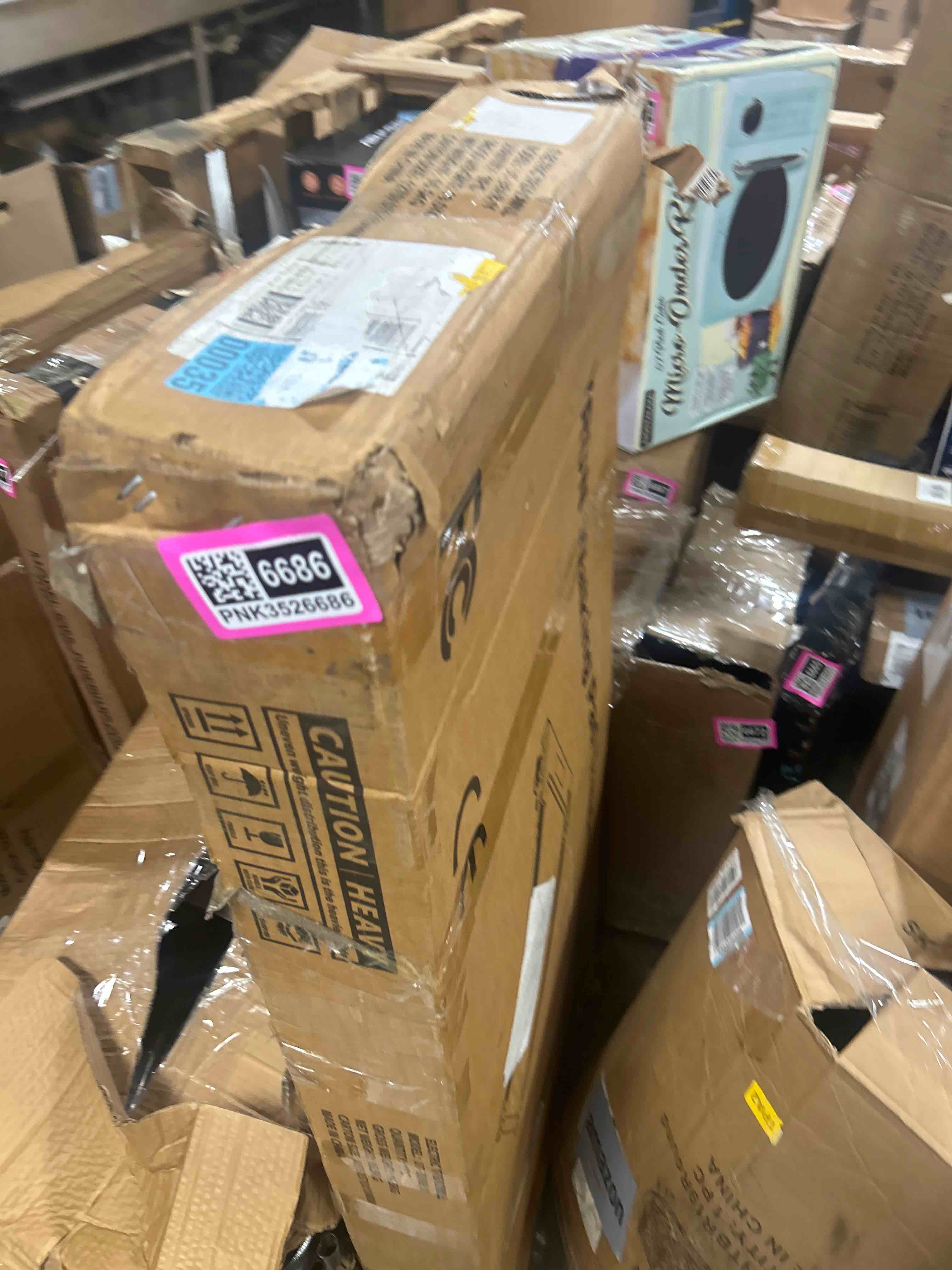 https://s3.amazonaws.com/lotting-images-prod/phillipi/PNK3526686_1754066720412.jpeg
