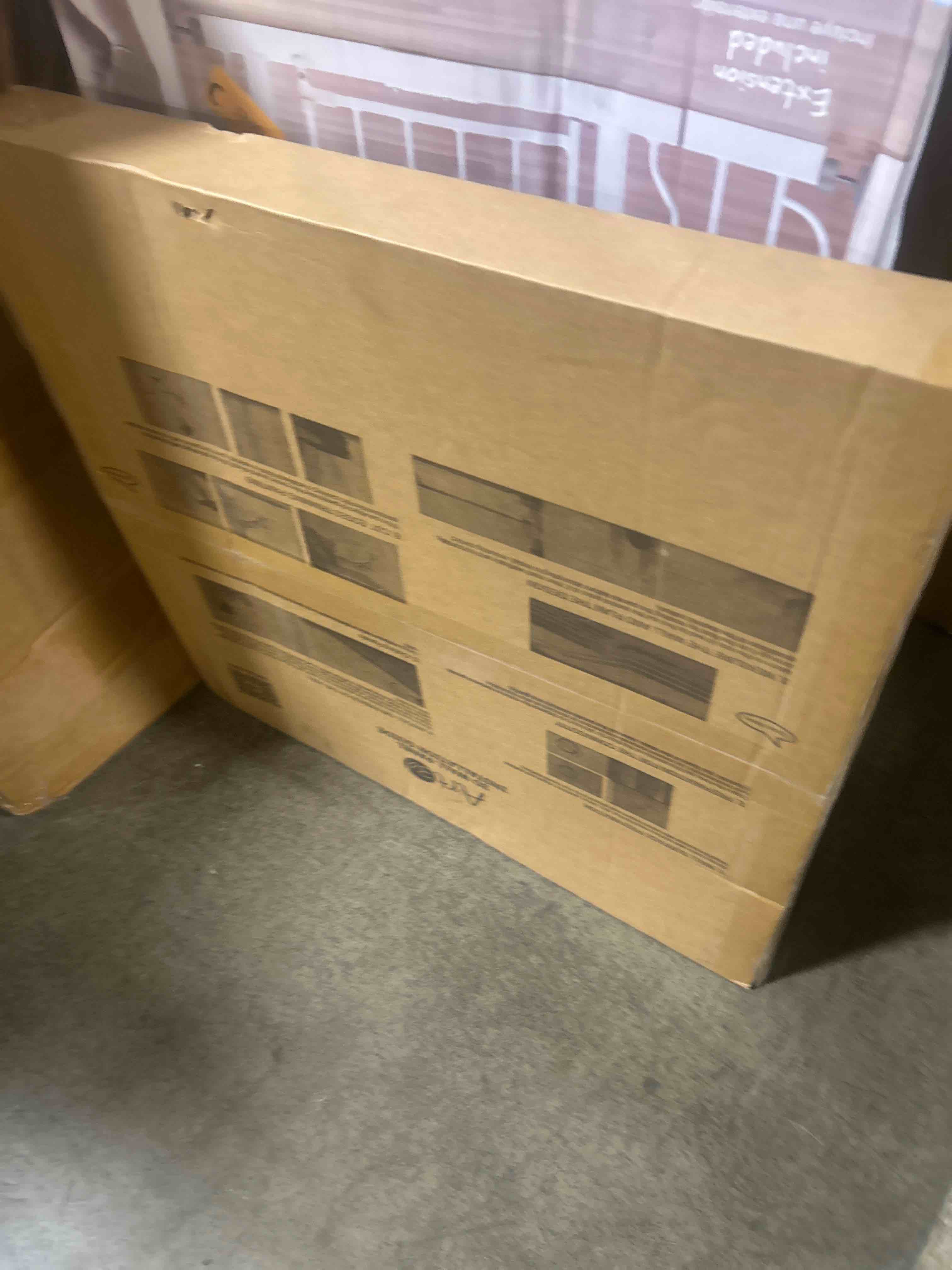 https://s3.amazonaws.com/lotting-images-prod/phillipi/PNK3526705_1754072386621.jpeg