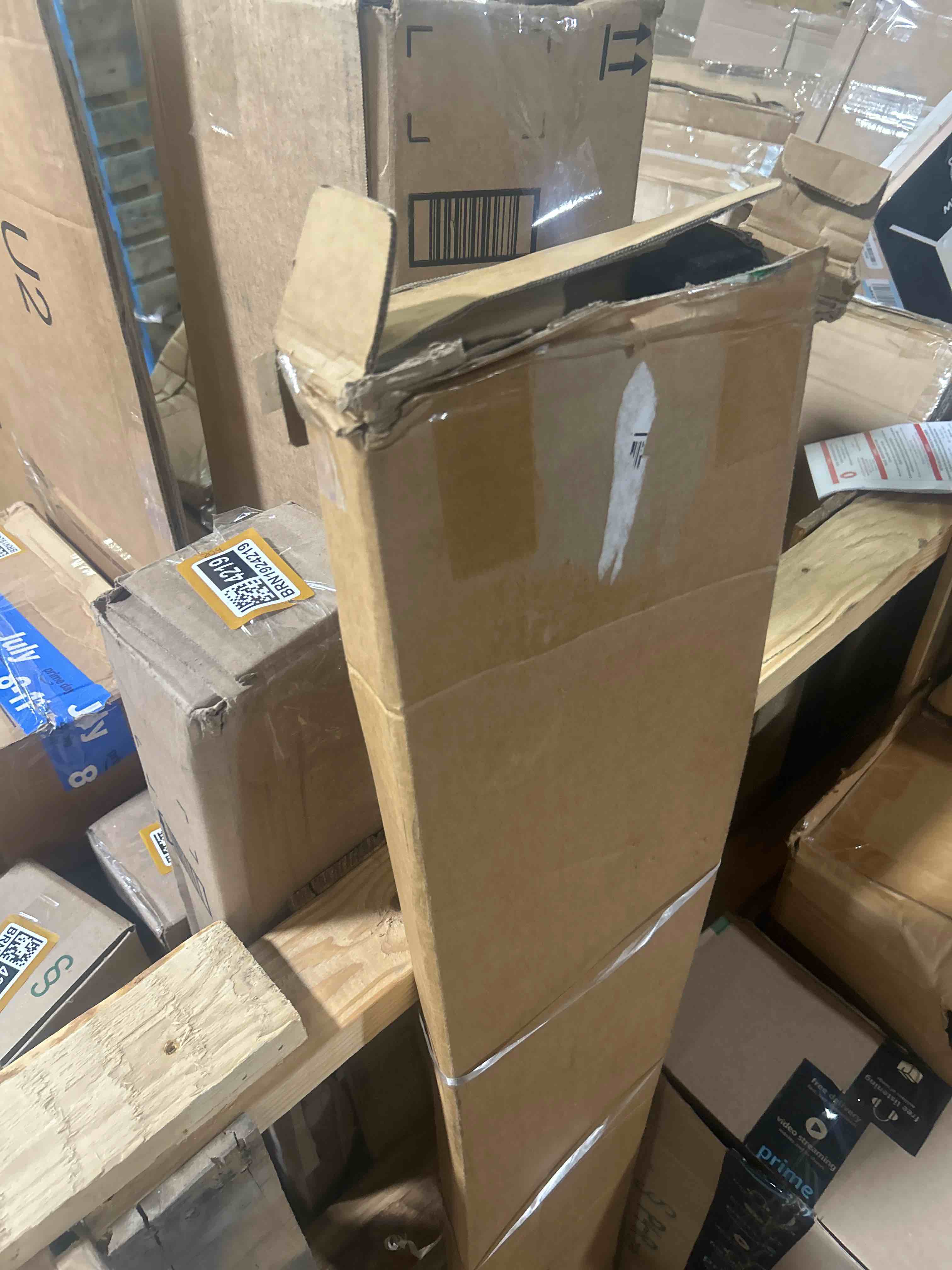 https://s3.amazonaws.com/lotting-images-prod/phillipi/PNK3526709_1754073262355.jpeg