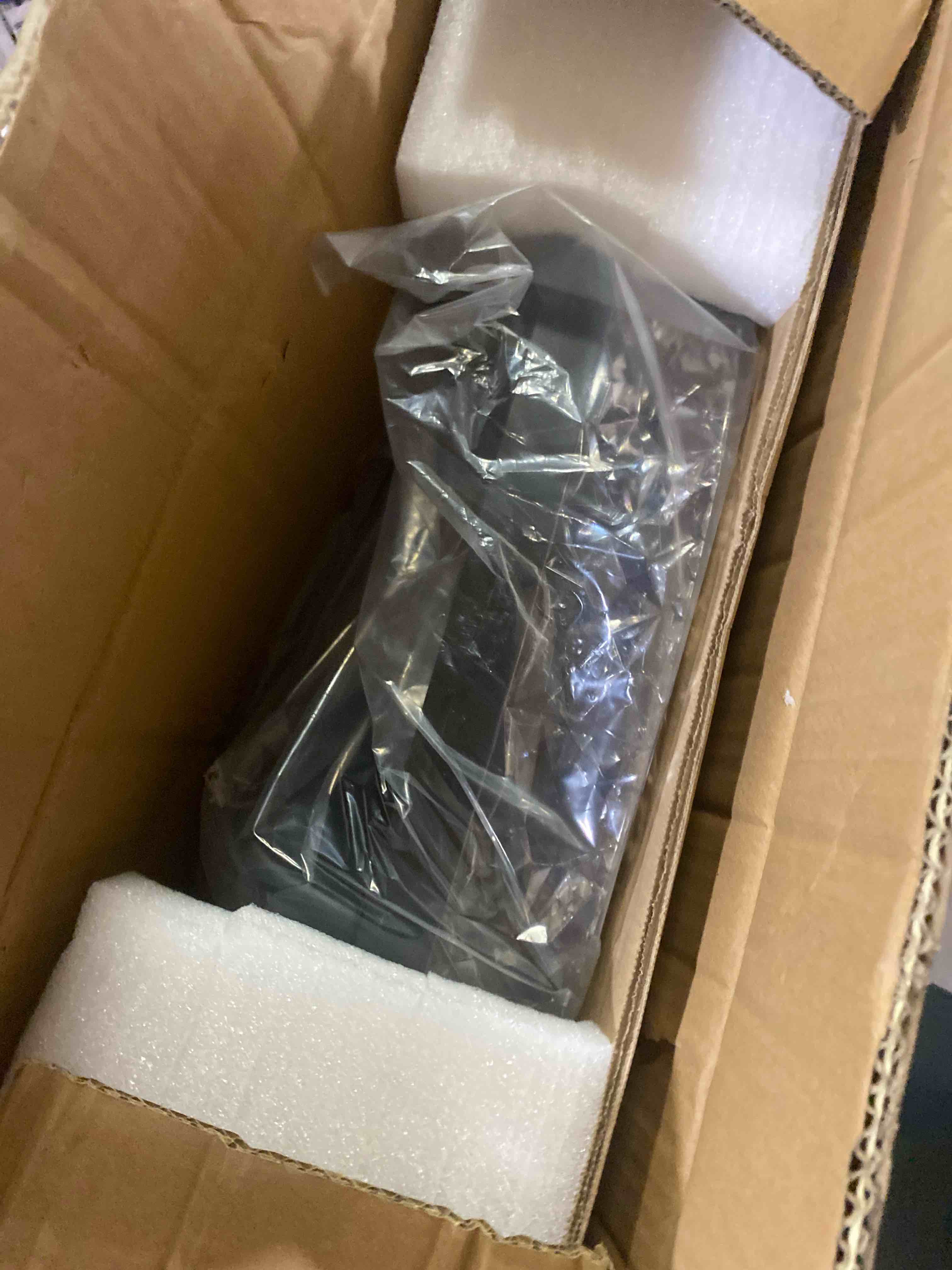 https://s3.amazonaws.com/lotting-images-prod/phillipi/PNK3526738_1754148427670.jpeg