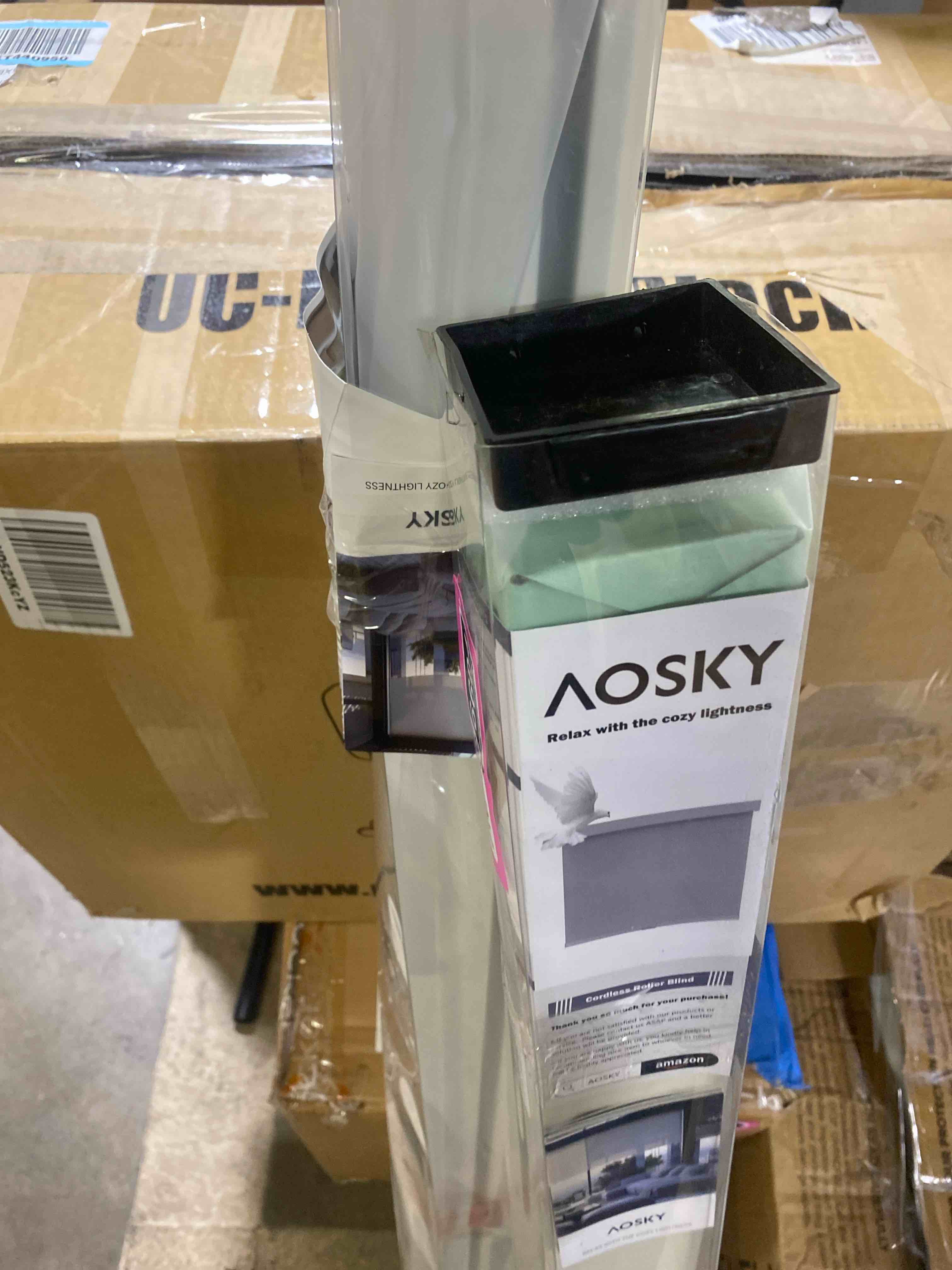 https://s3.amazonaws.com/lotting-images-prod/phillipi/PNK3526757_1754153512256.jpeg