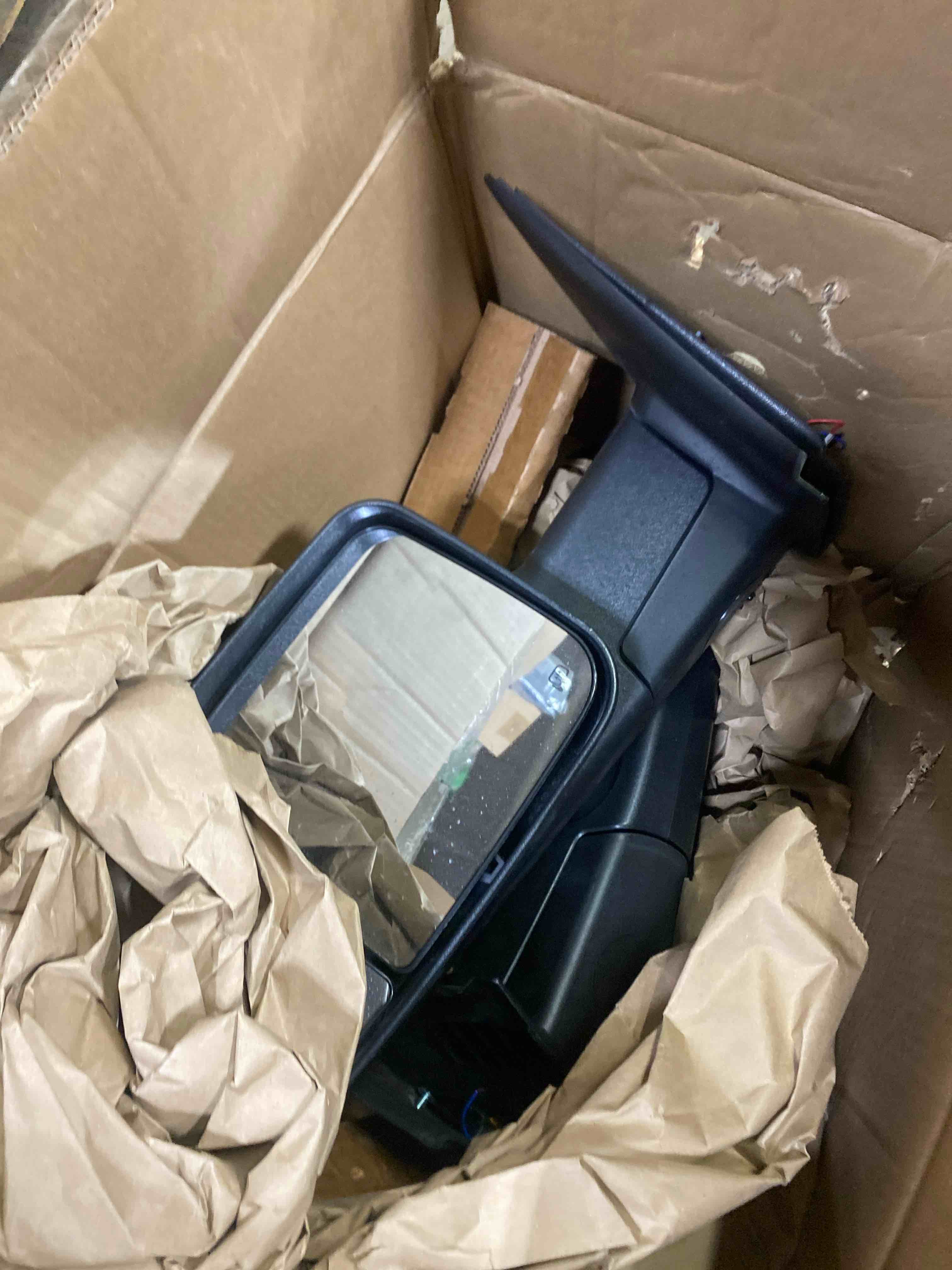 https://s3.amazonaws.com/lotting-images-prod/phillipi/PNK3526817_1754326548813.jpeg