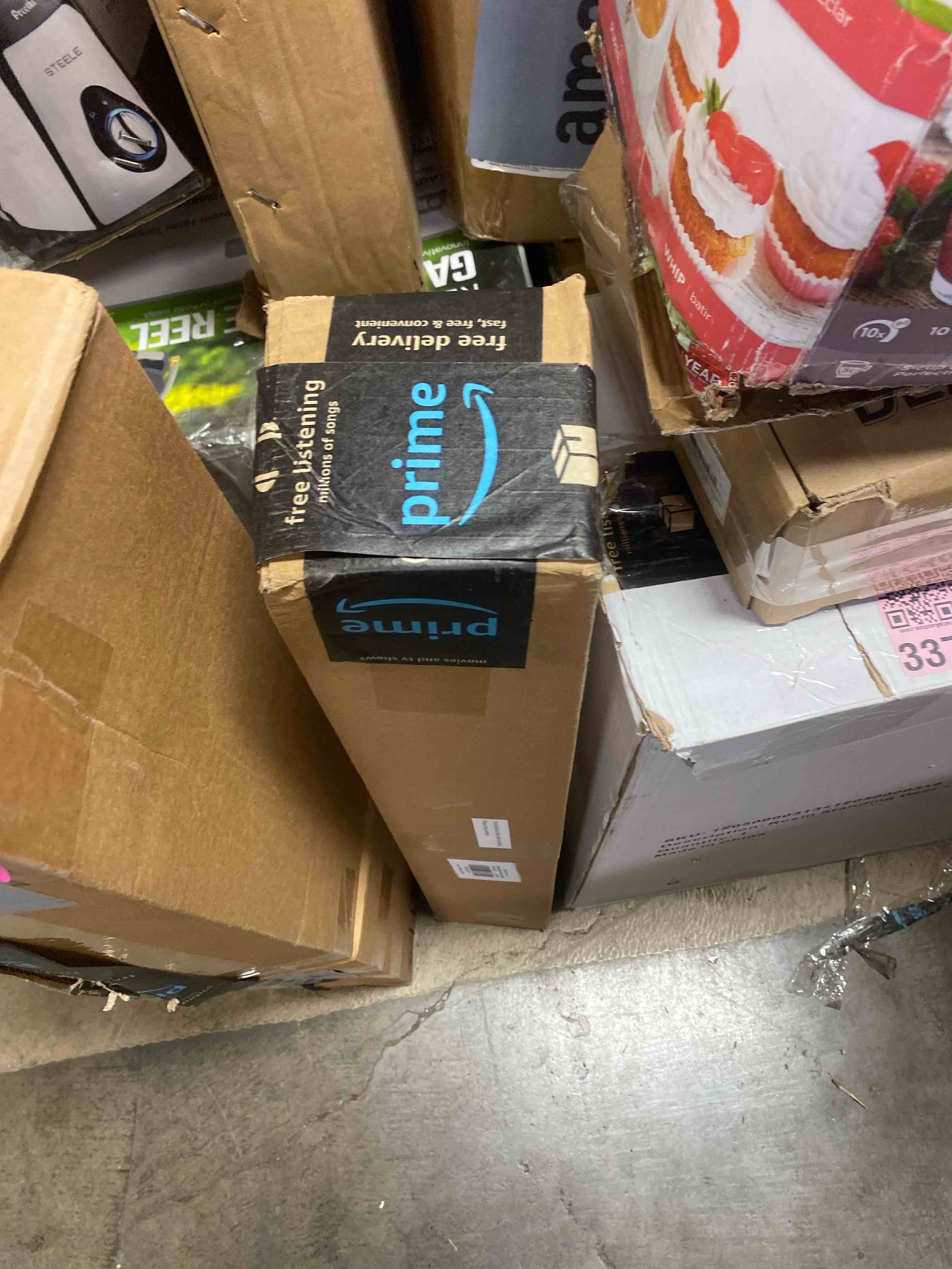https://s3.amazonaws.com/lotting-images-prod/phillipi/PNK3526824_1754324113056.jpeg