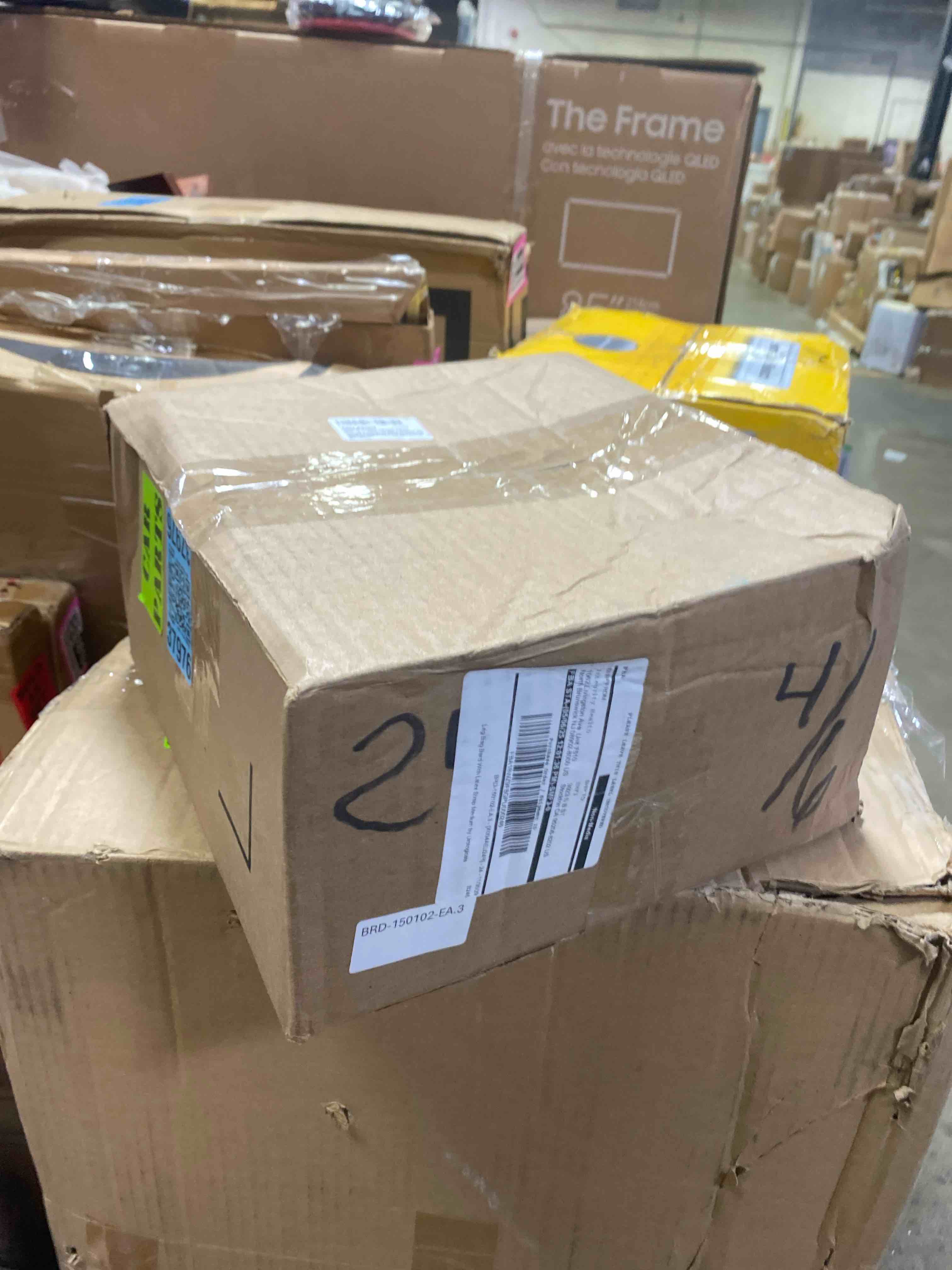 https://s3.amazonaws.com/lotting-images-prod/phillipi/PNK3526833_1754329938930.jpeg