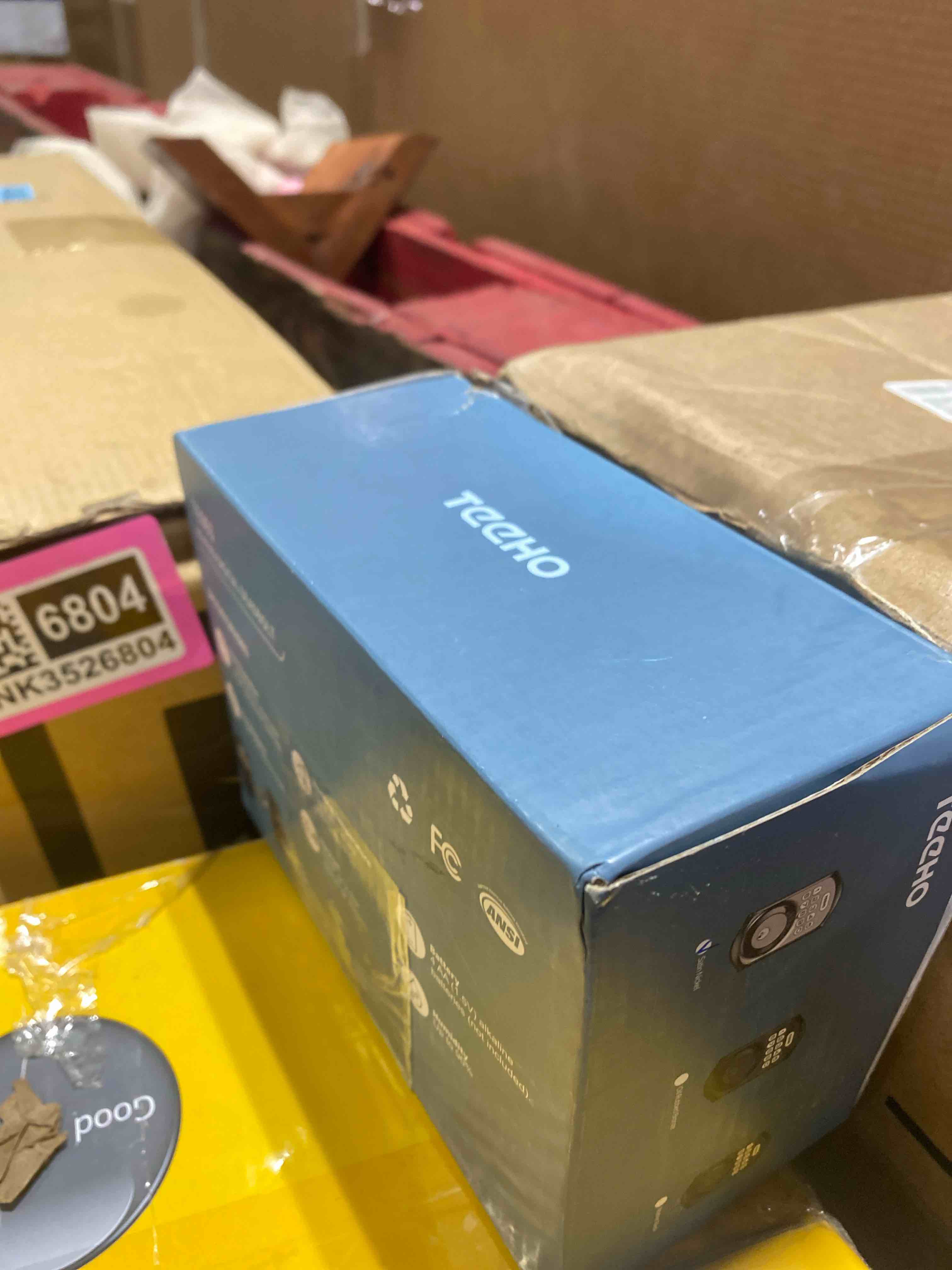 https://s3.amazonaws.com/lotting-images-prod/phillipi/PNK3526839_1754331172639.jpeg