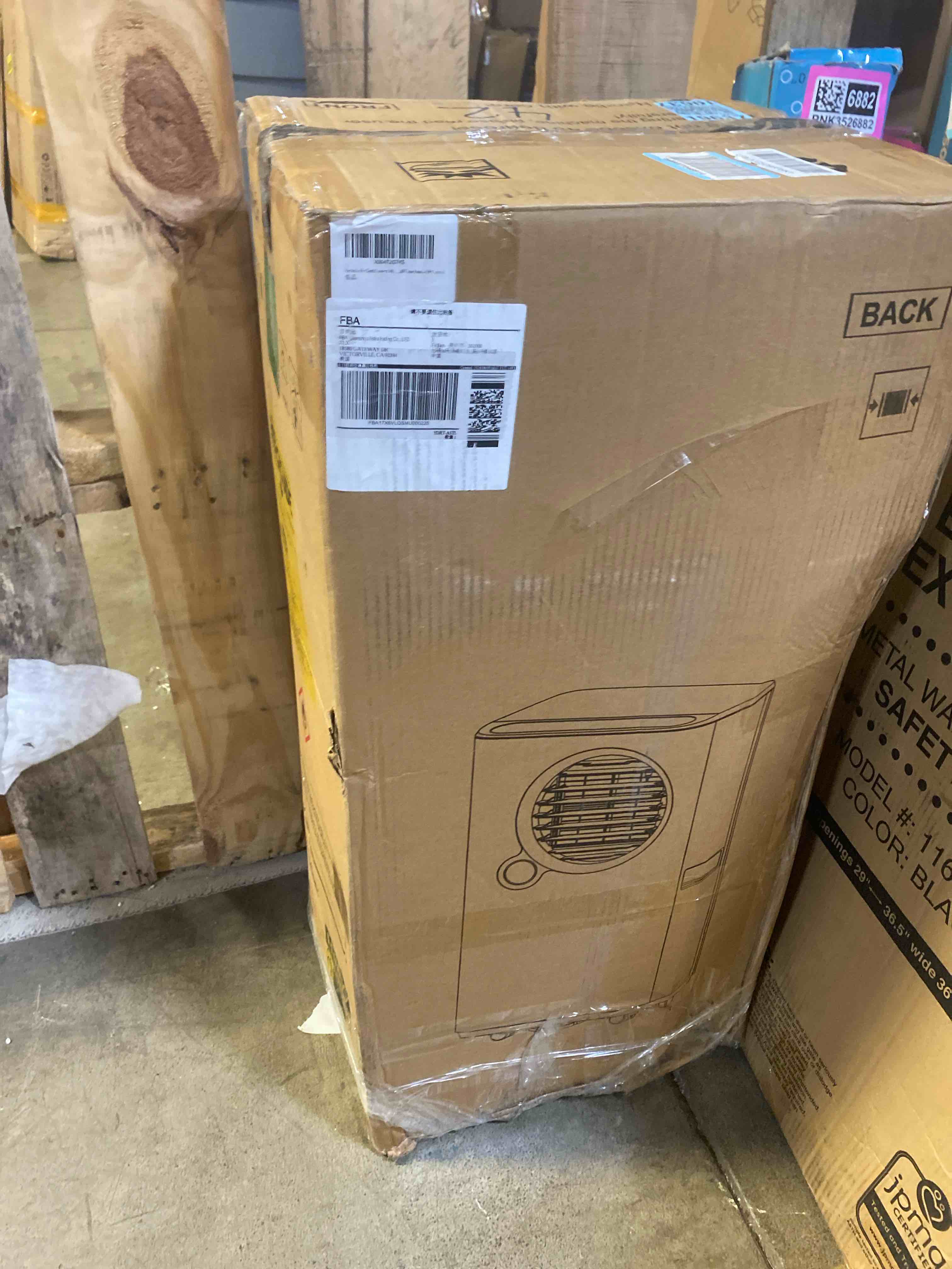 https://s3.amazonaws.com/lotting-images-prod/phillipi/PNK3526889_1754498339375.jpeg