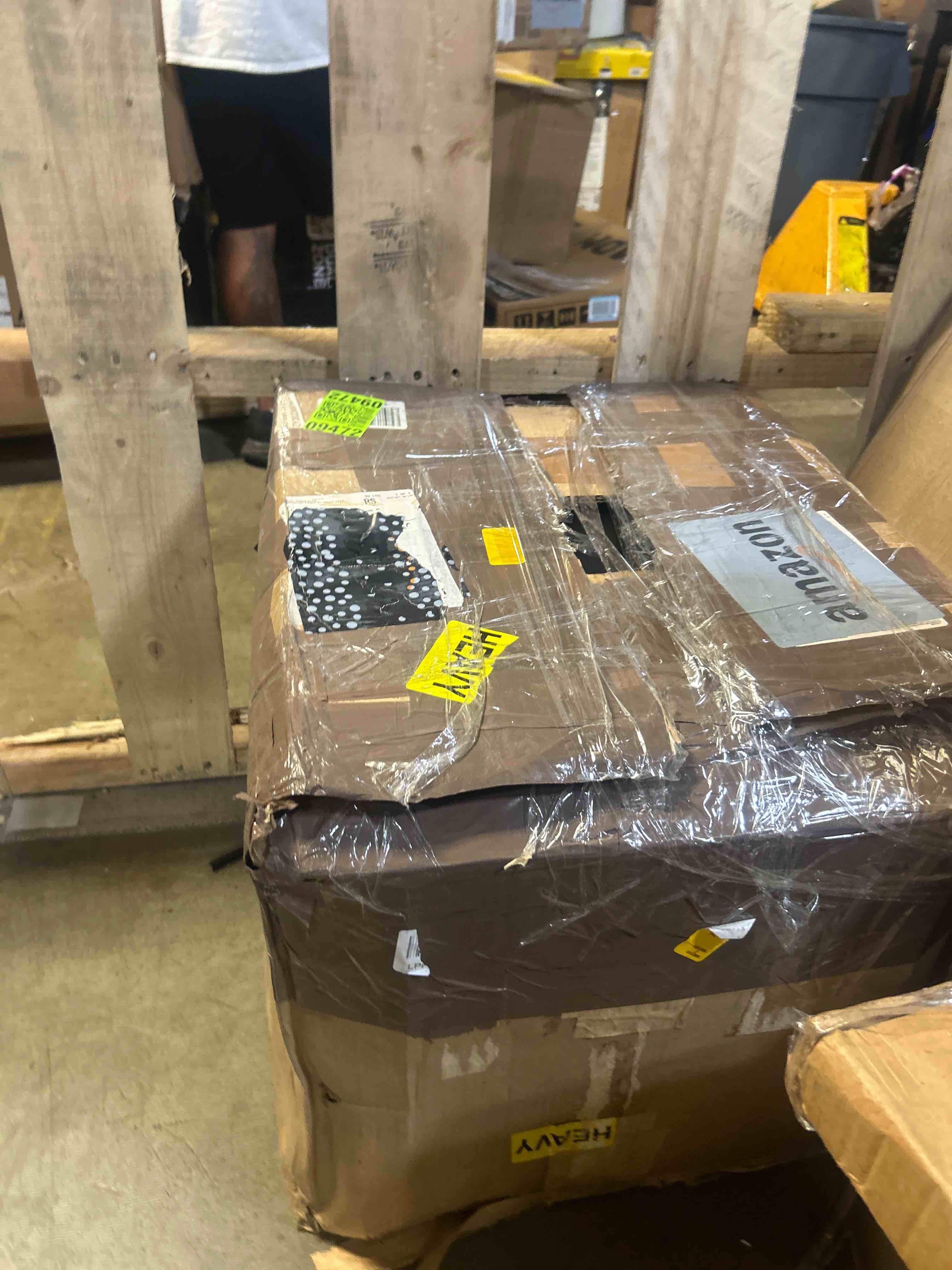 https://s3.amazonaws.com/lotting-images-prod/phillipi/PNK3526913_1754502168101.jpeg