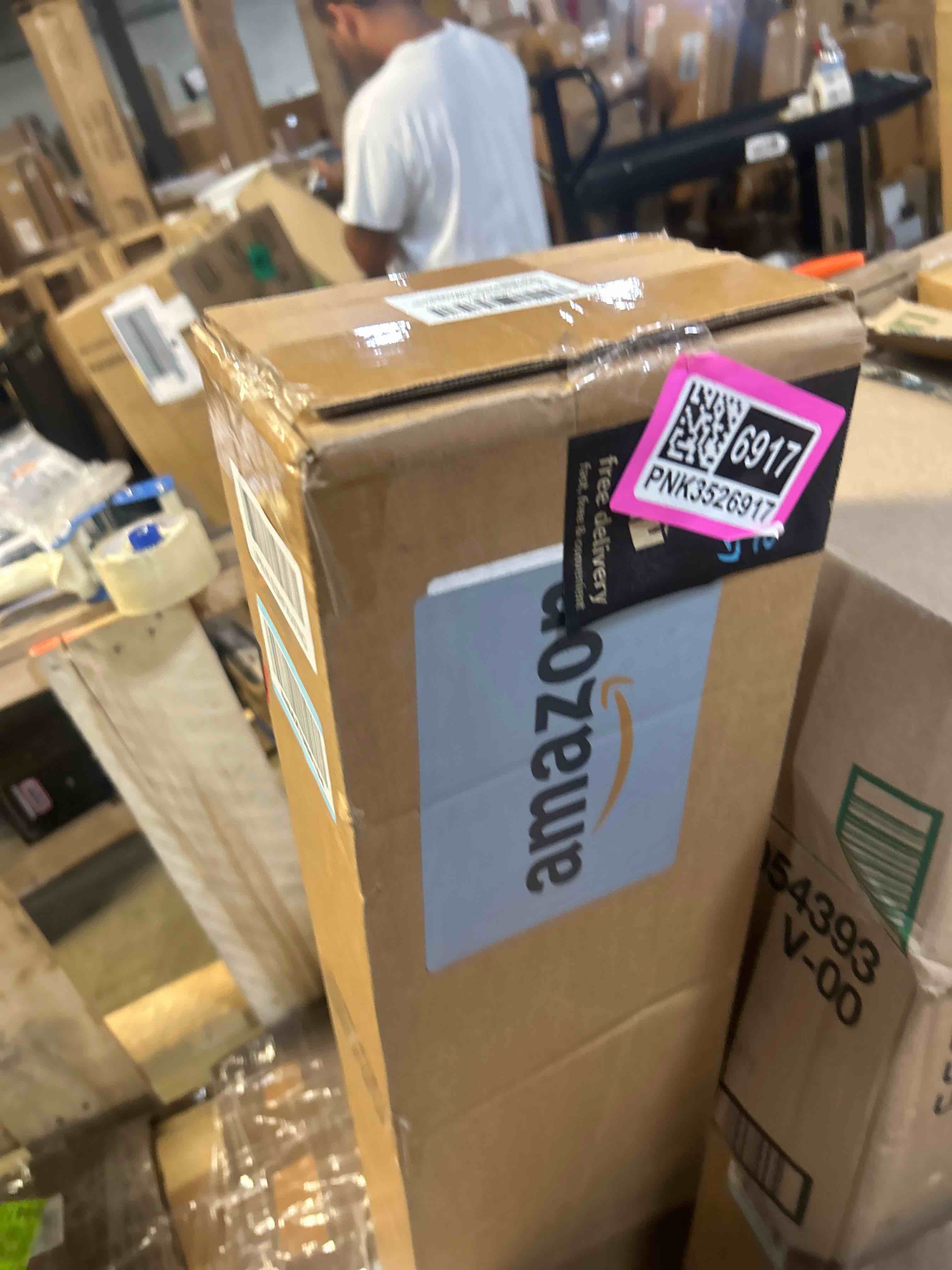 https://s3.amazonaws.com/lotting-images-prod/phillipi/PNK3526917_1754502711611.jpeg