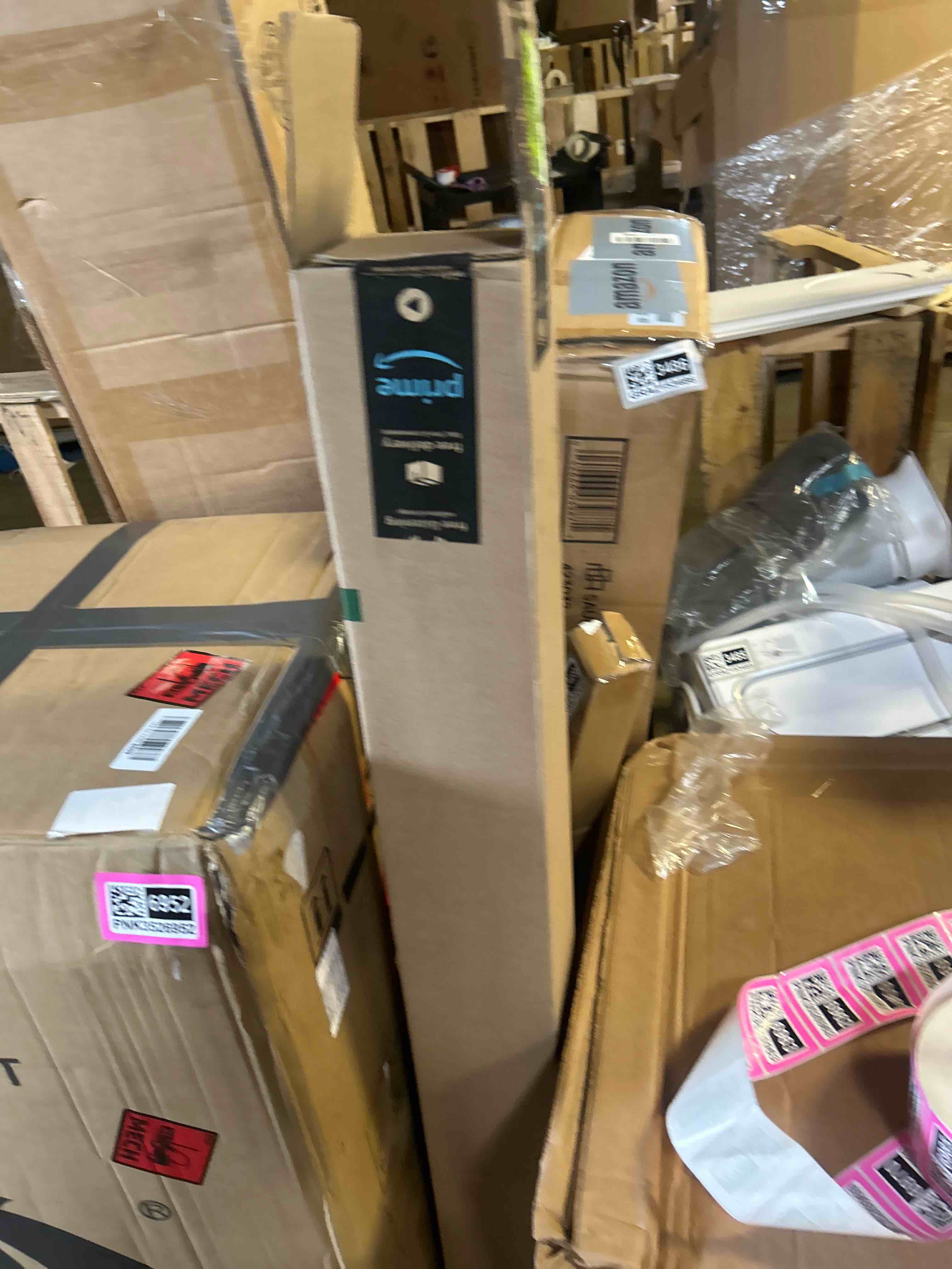 https://s3.amazonaws.com/lotting-images-prod/phillipi/PNK3526953_1754590721011.jpeg