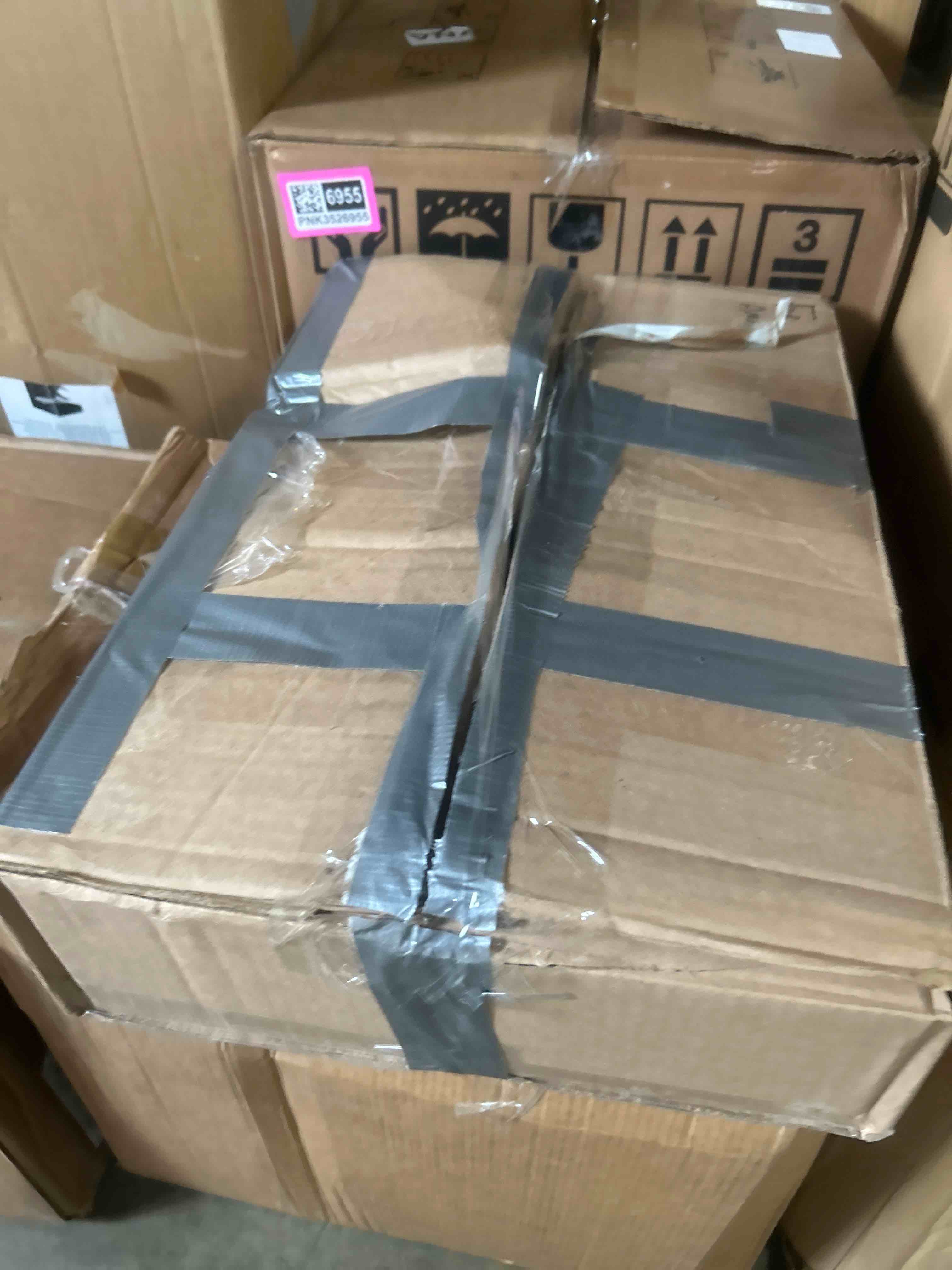 https://s3.amazonaws.com/lotting-images-prod/phillipi/PNK3526964_1754593408295.jpeg