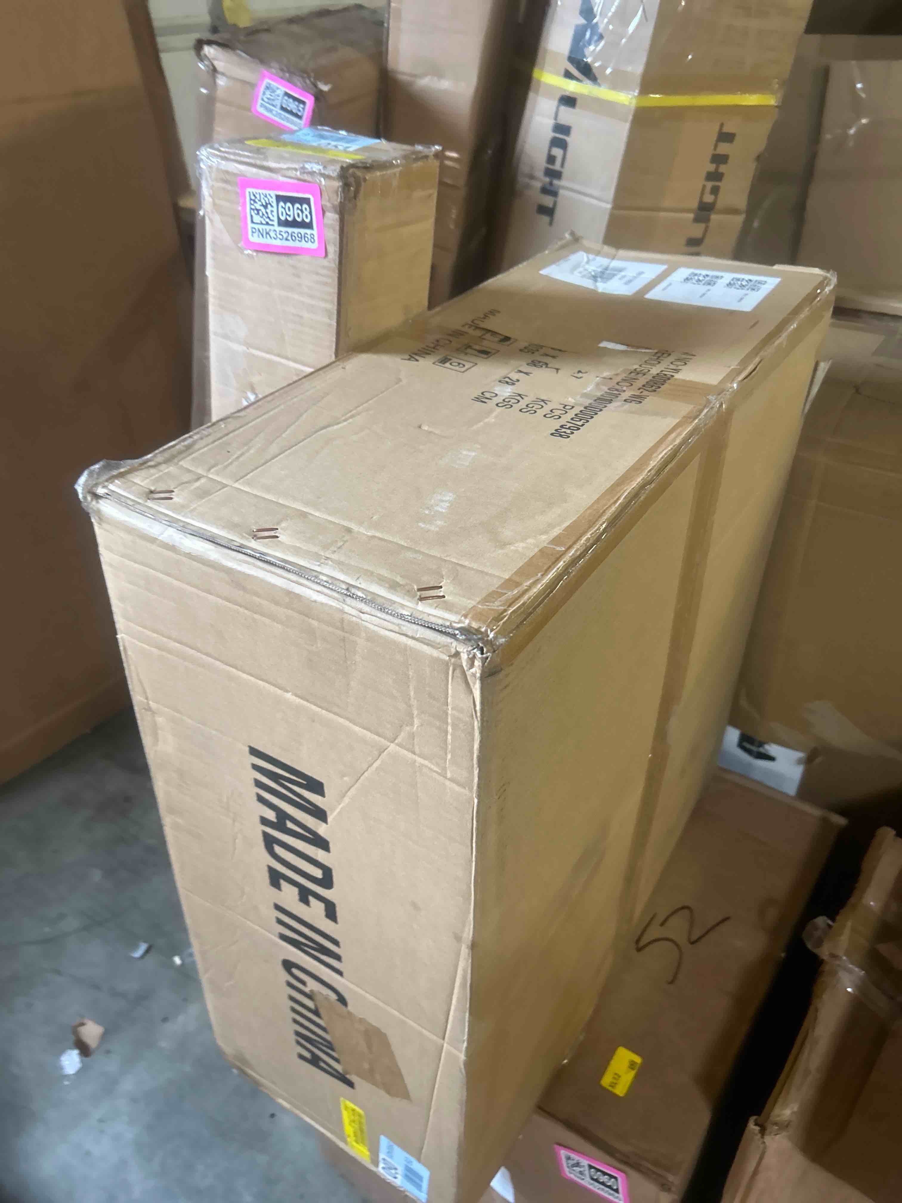 https://s3.amazonaws.com/lotting-images-prod/phillipi/PNK3526970_1754594354086.jpeg