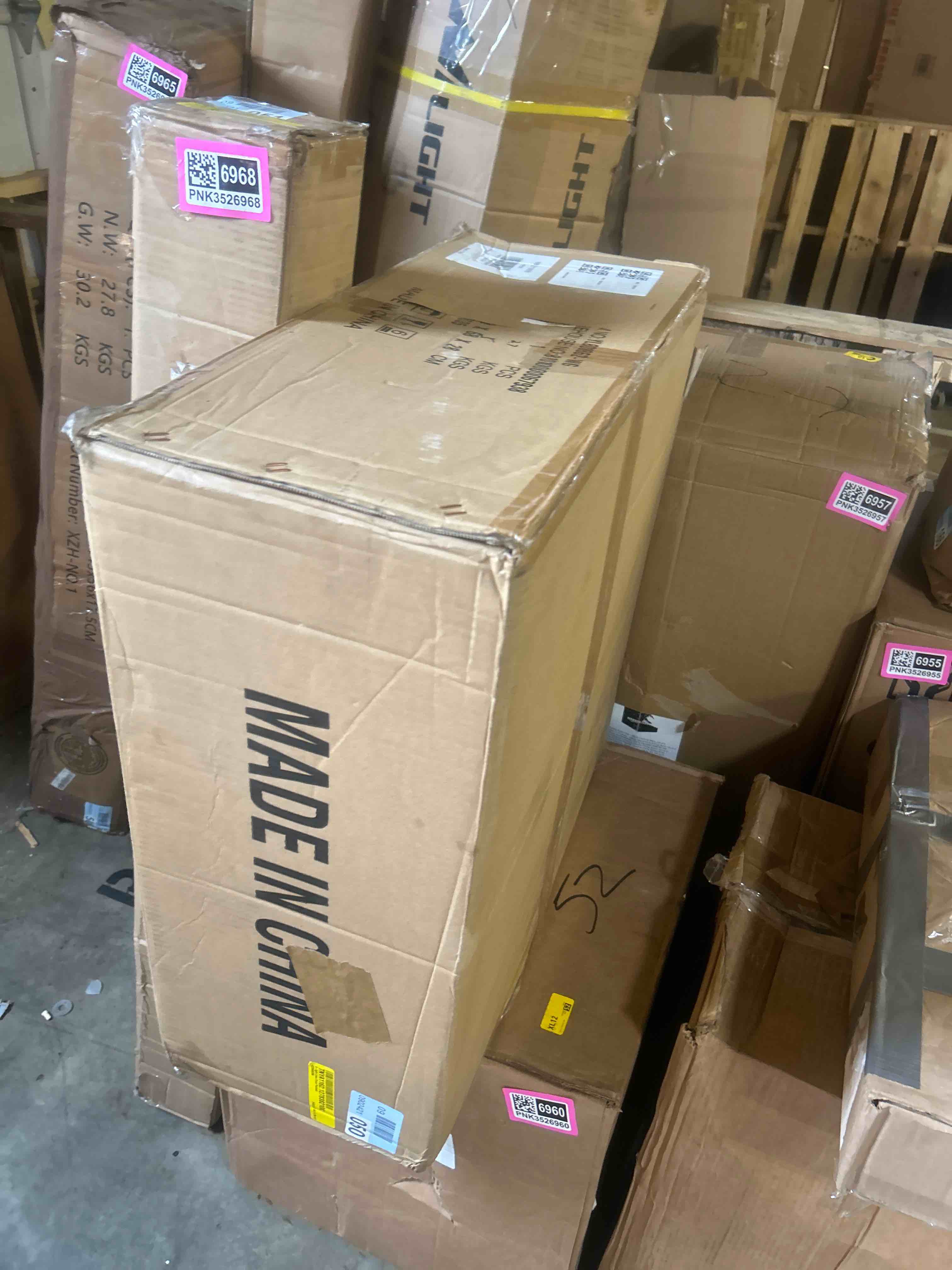 https://s3.amazonaws.com/lotting-images-prod/phillipi/PNK3526970_1754594355451.jpeg