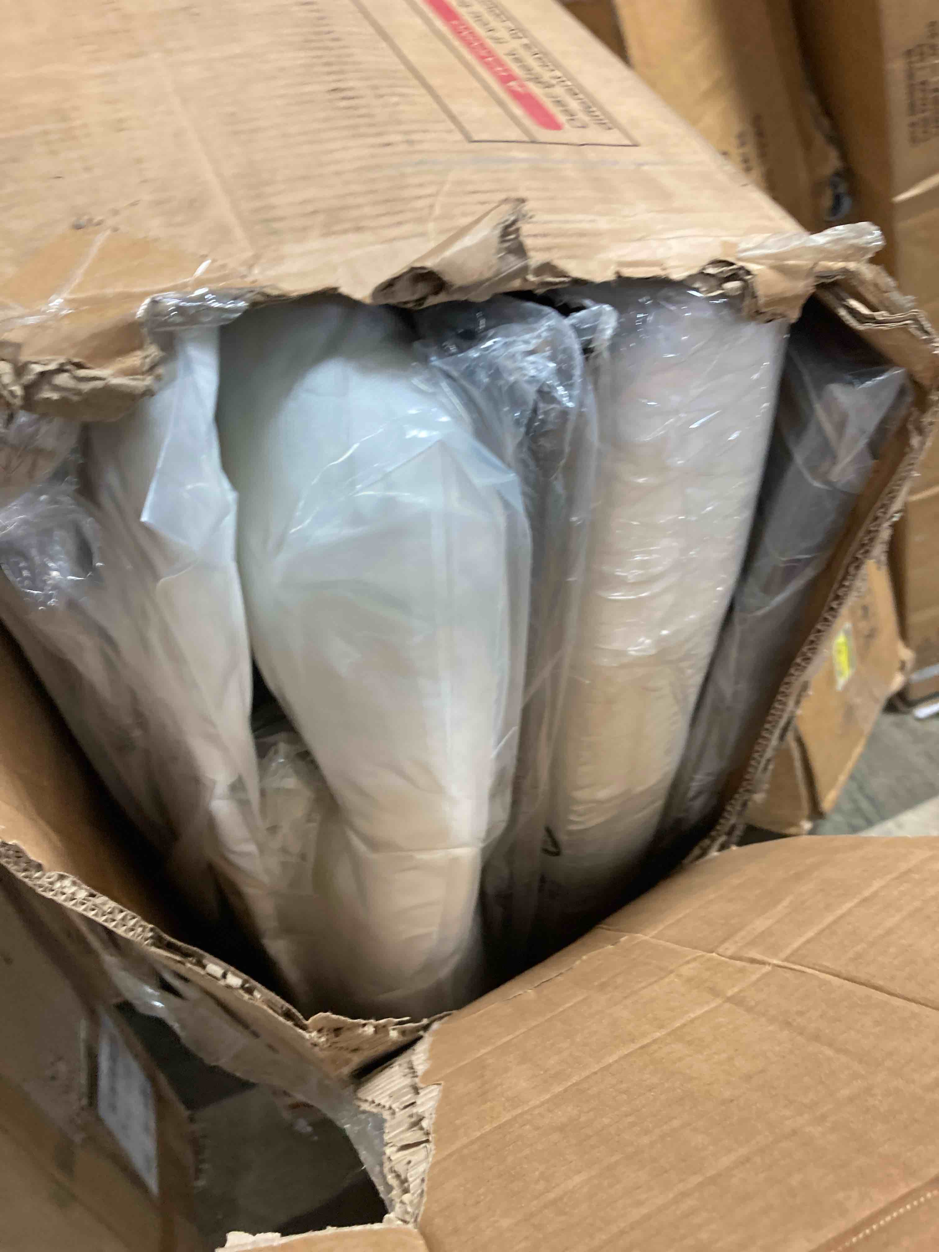 https://s3.amazonaws.com/lotting-images-prod/phillipi/PNK3527059_1755116385256.jpeg