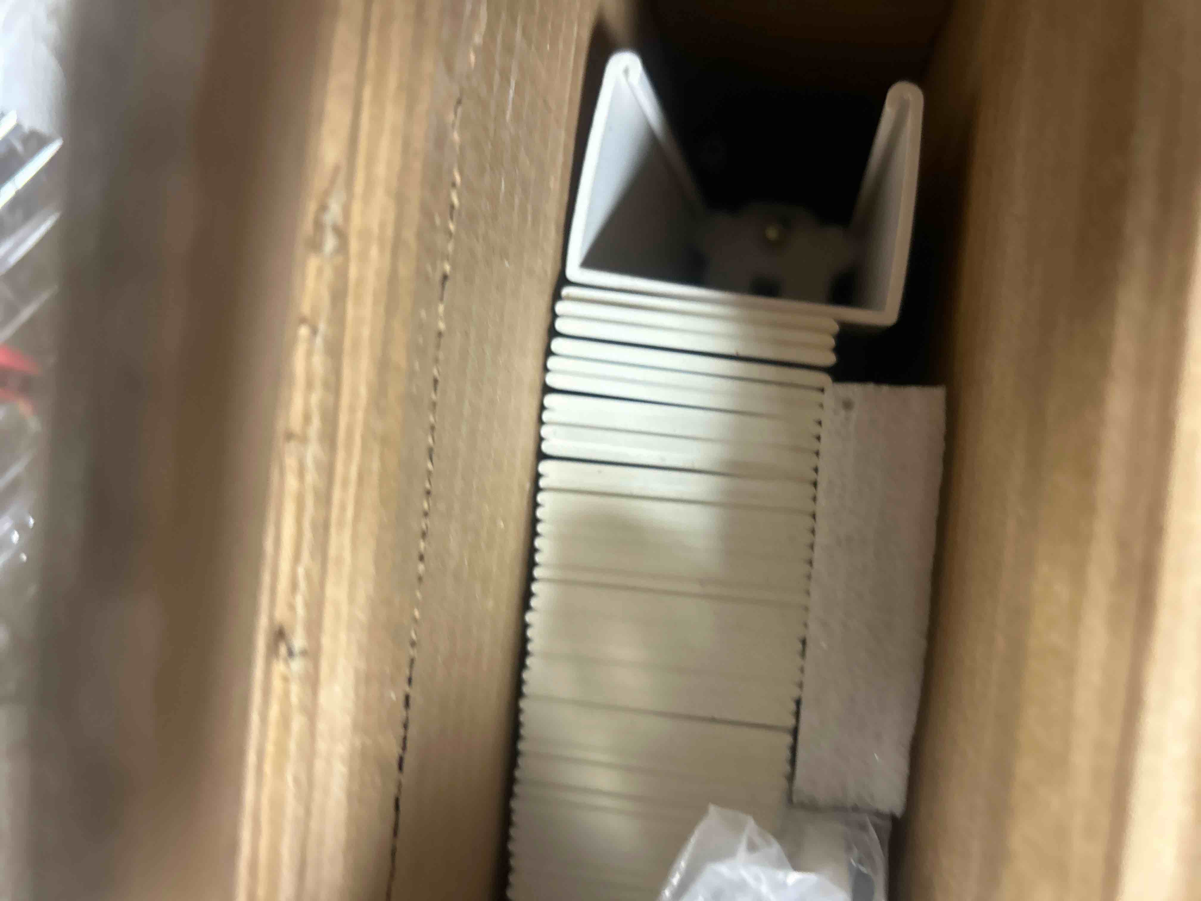 https://s3.amazonaws.com/lotting-images-prod/phillipi/PNK3527074_1755092869188.jpeg
