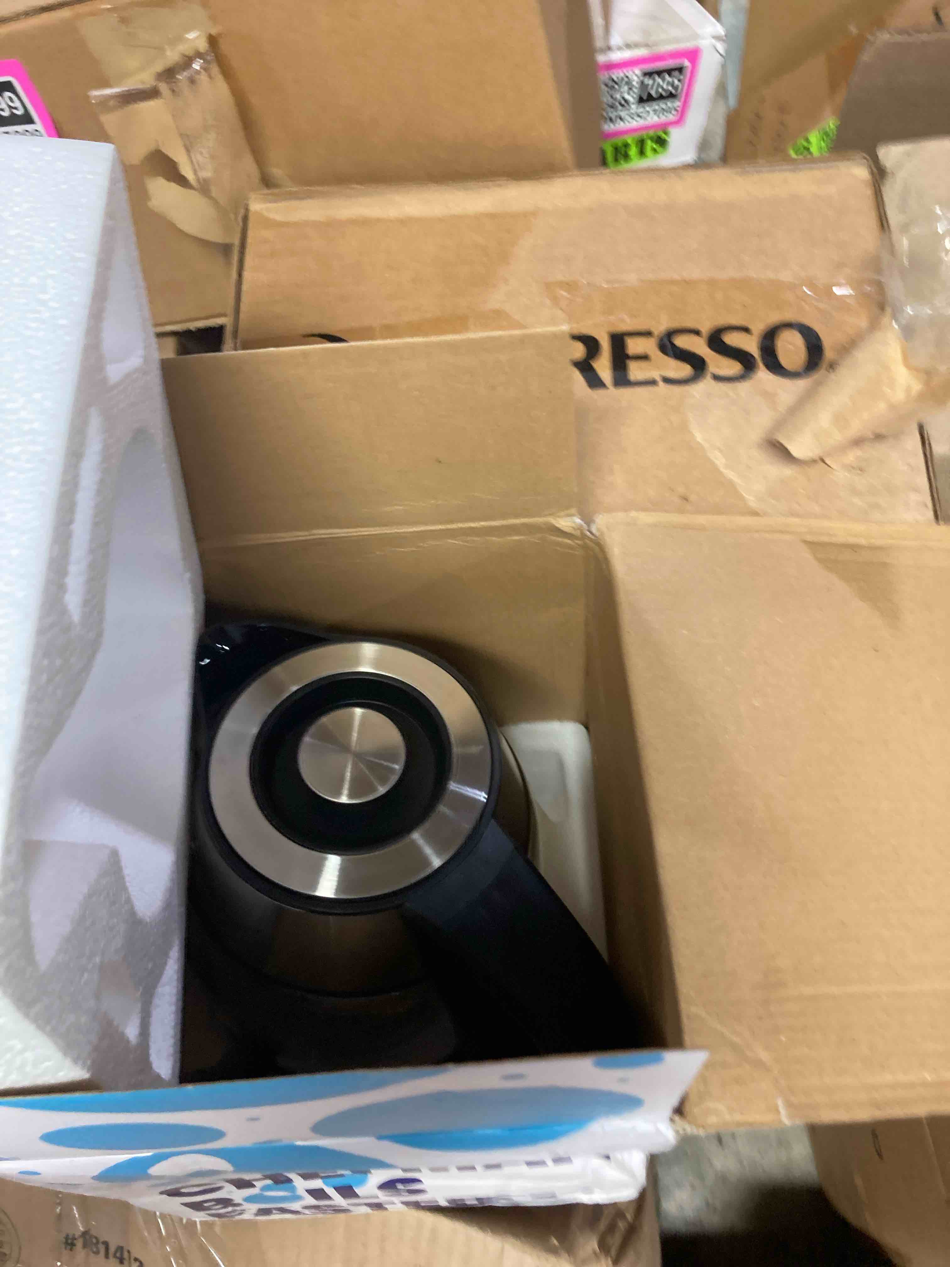 https://s3.amazonaws.com/lotting-images-prod/phillipi/PNK3527104_1755103876709.jpeg