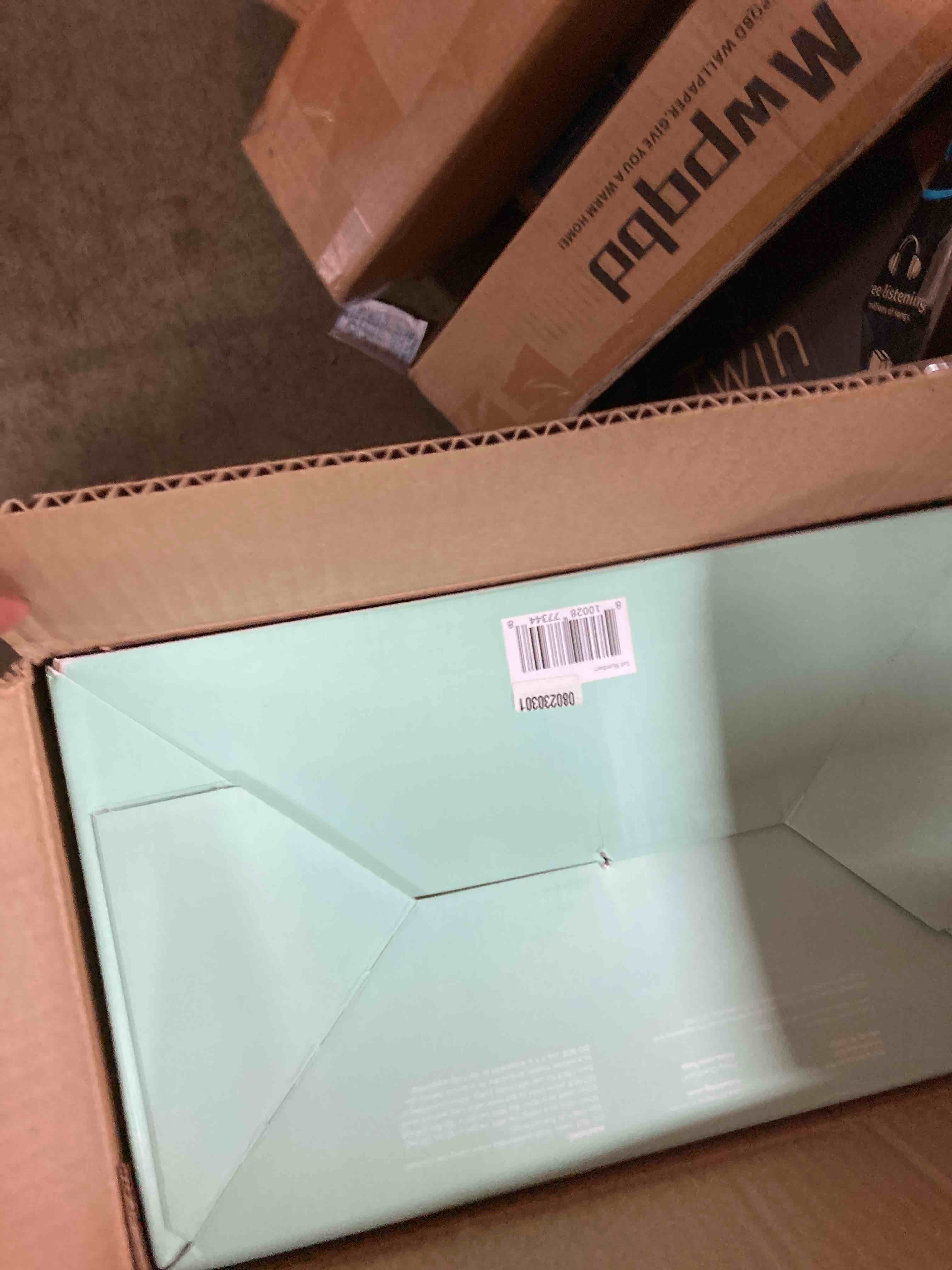 https://s3.amazonaws.com/lotting-images-prod/phillipi/PNK3527156_1755117887109.jpeg