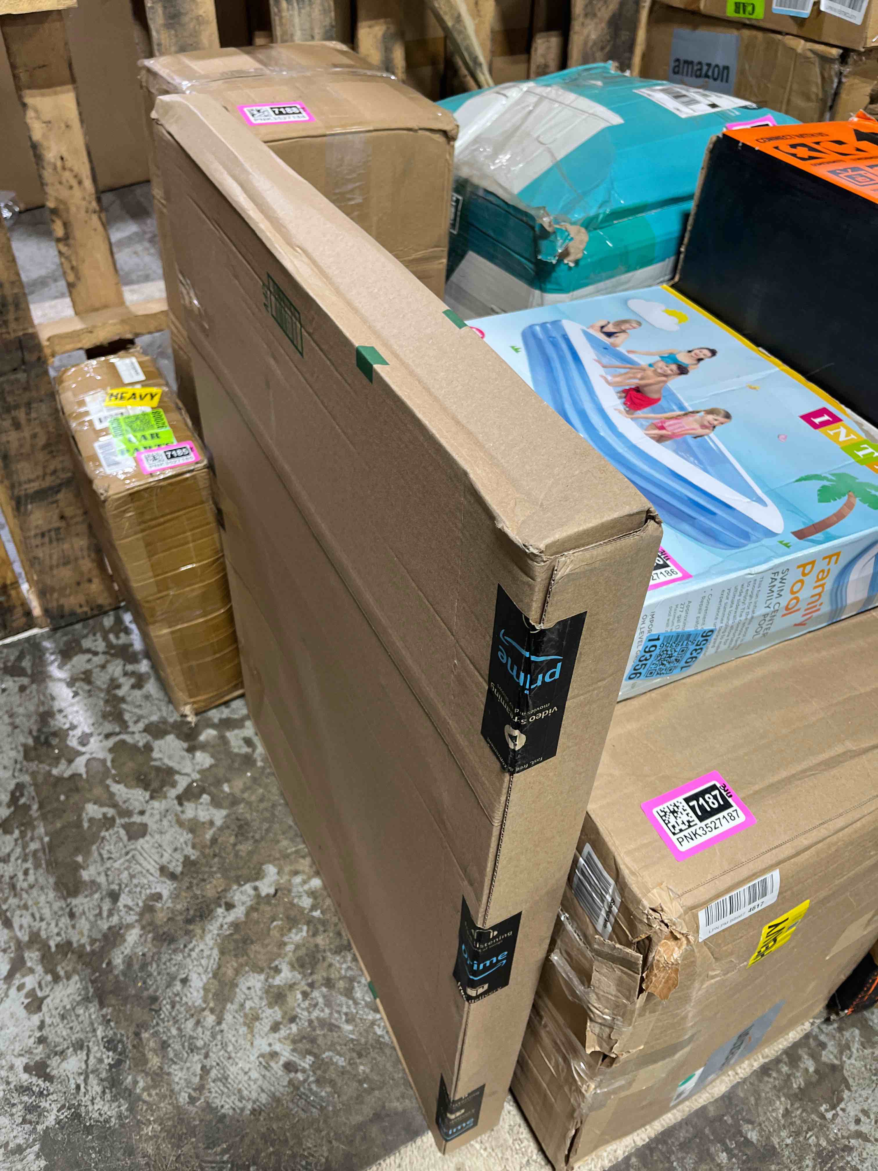 https://s3.amazonaws.com/lotting-images-prod/phillipi/PNK3527184_1755187028193.jpeg