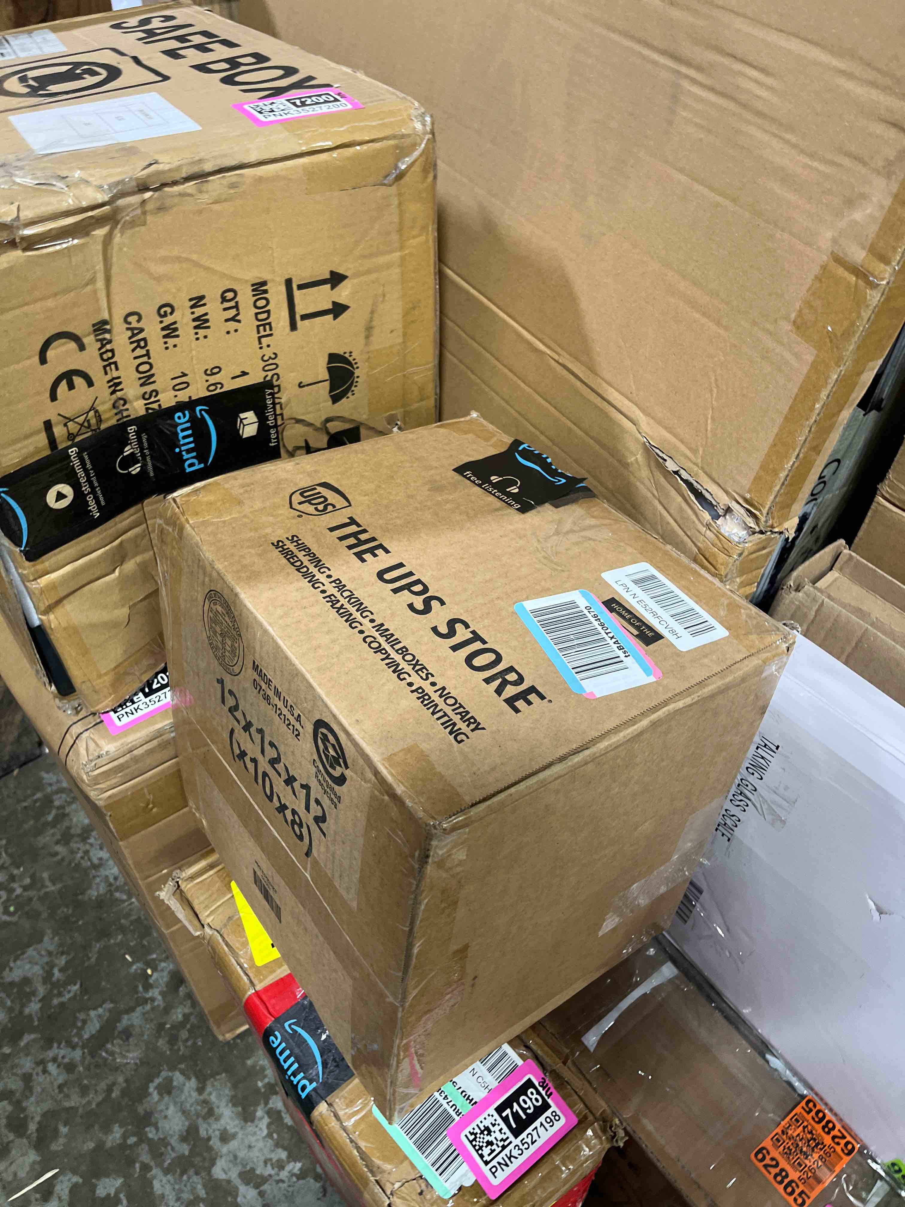https://s3.amazonaws.com/lotting-images-prod/phillipi/PNK3527196_1755184997883.jpeg