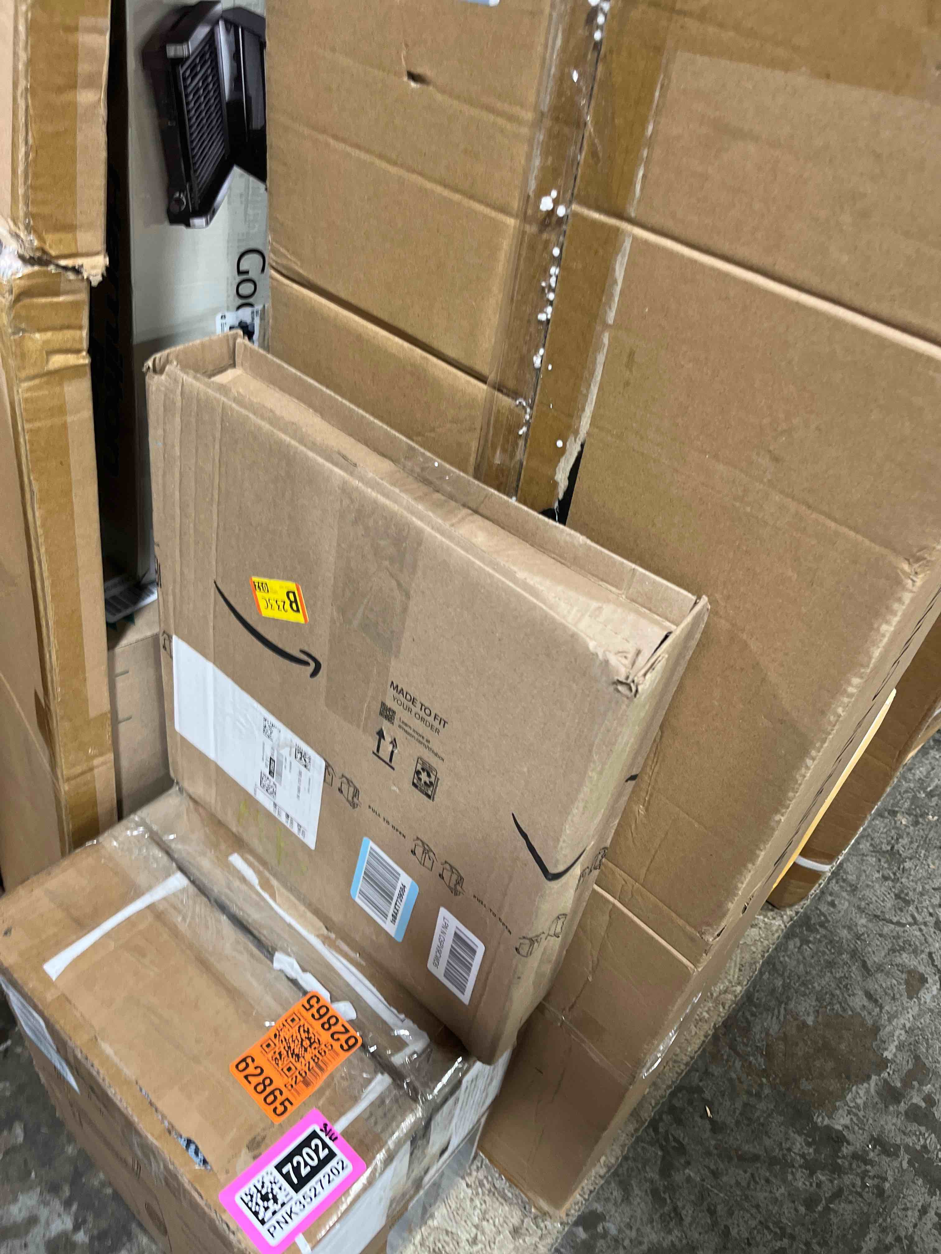 https://s3.amazonaws.com/lotting-images-prod/phillipi/PNK3527199_1755184573568.jpeg
